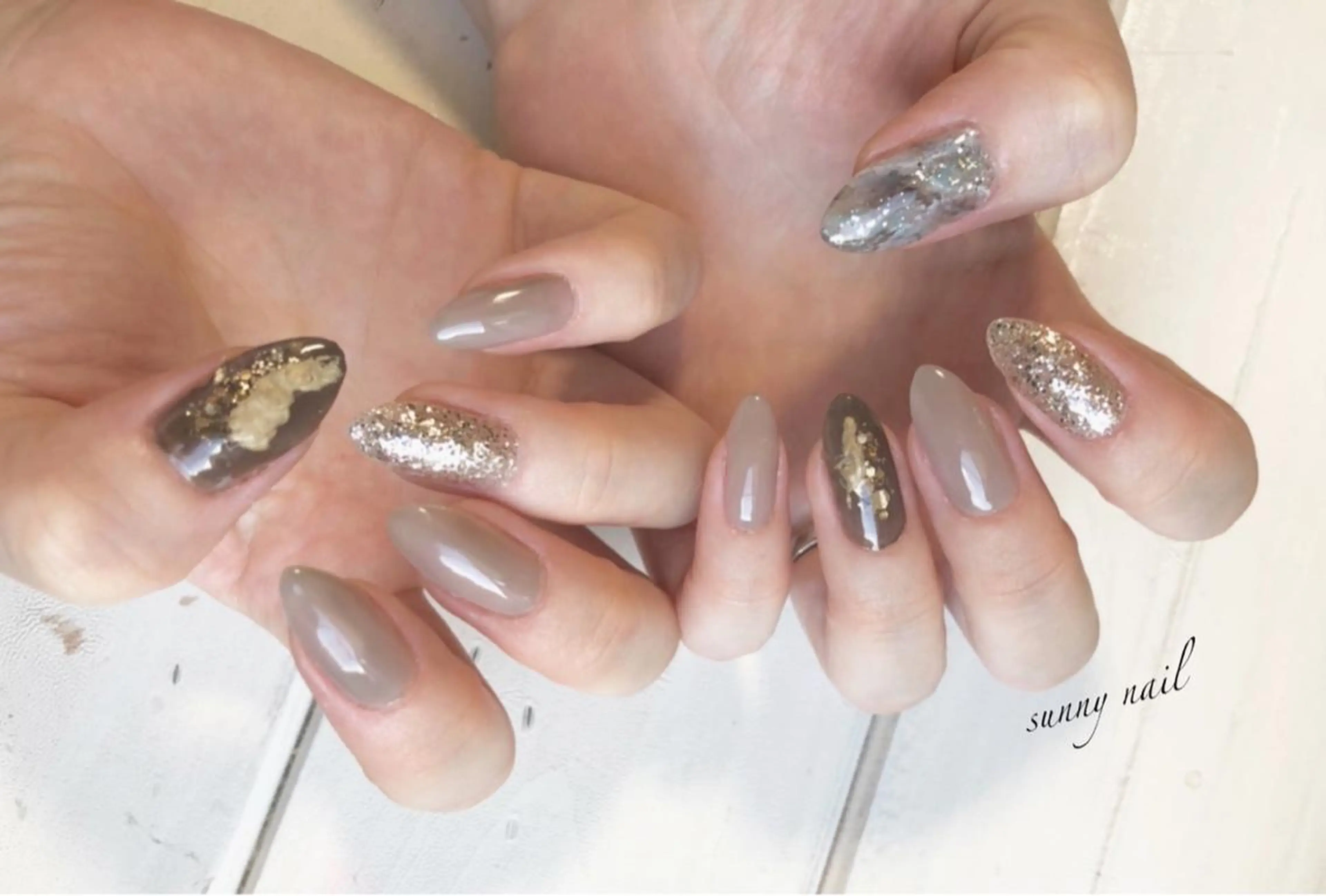 ネイル ブラウン ニュアンスネイル sunny nailのネイルデザイン