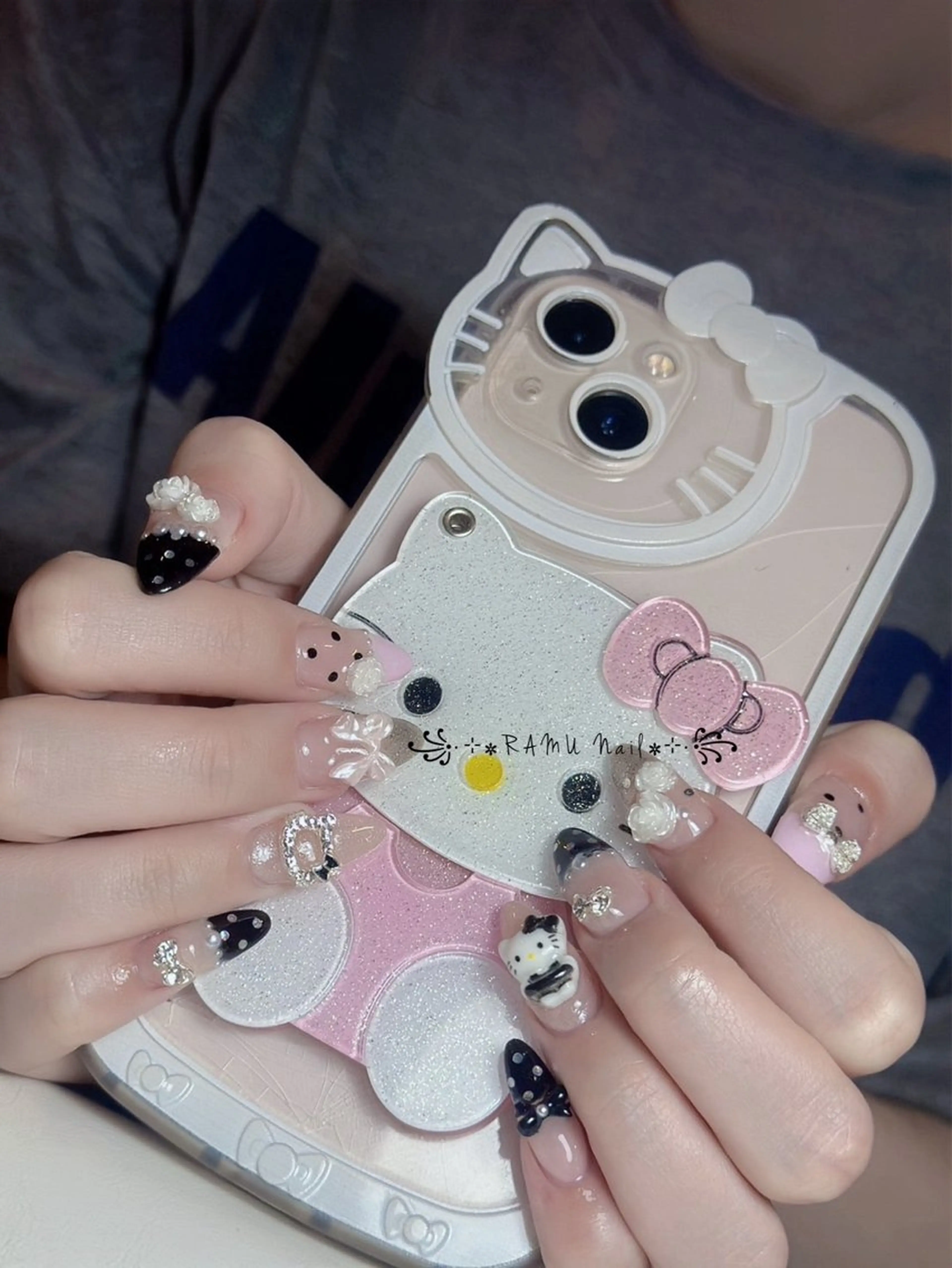 ネイル キラキラネイル マグネットネイル ミラーネイル ピンク 夏ネイル ハンドネイル RAMU Nail 恵比寿店のネイルデザイン