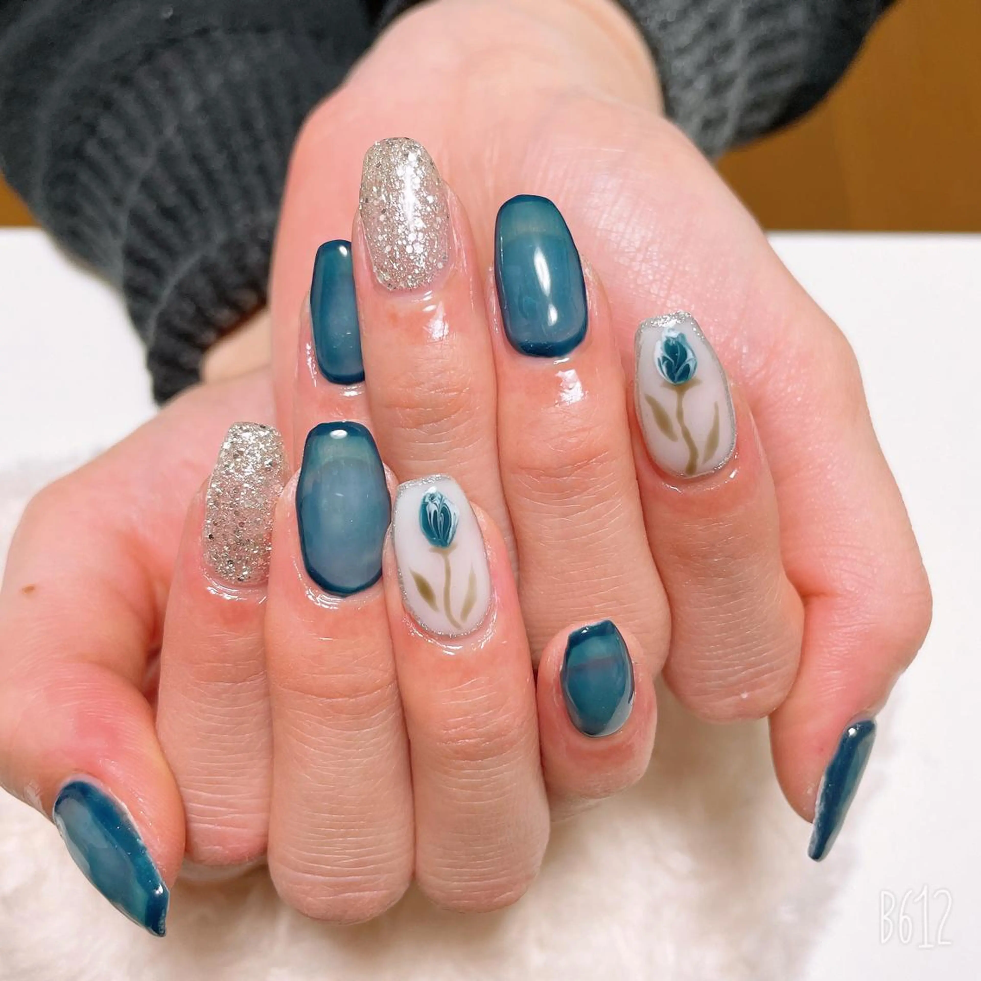 ネイル The Best Beauty受付担当のヘアスタイル