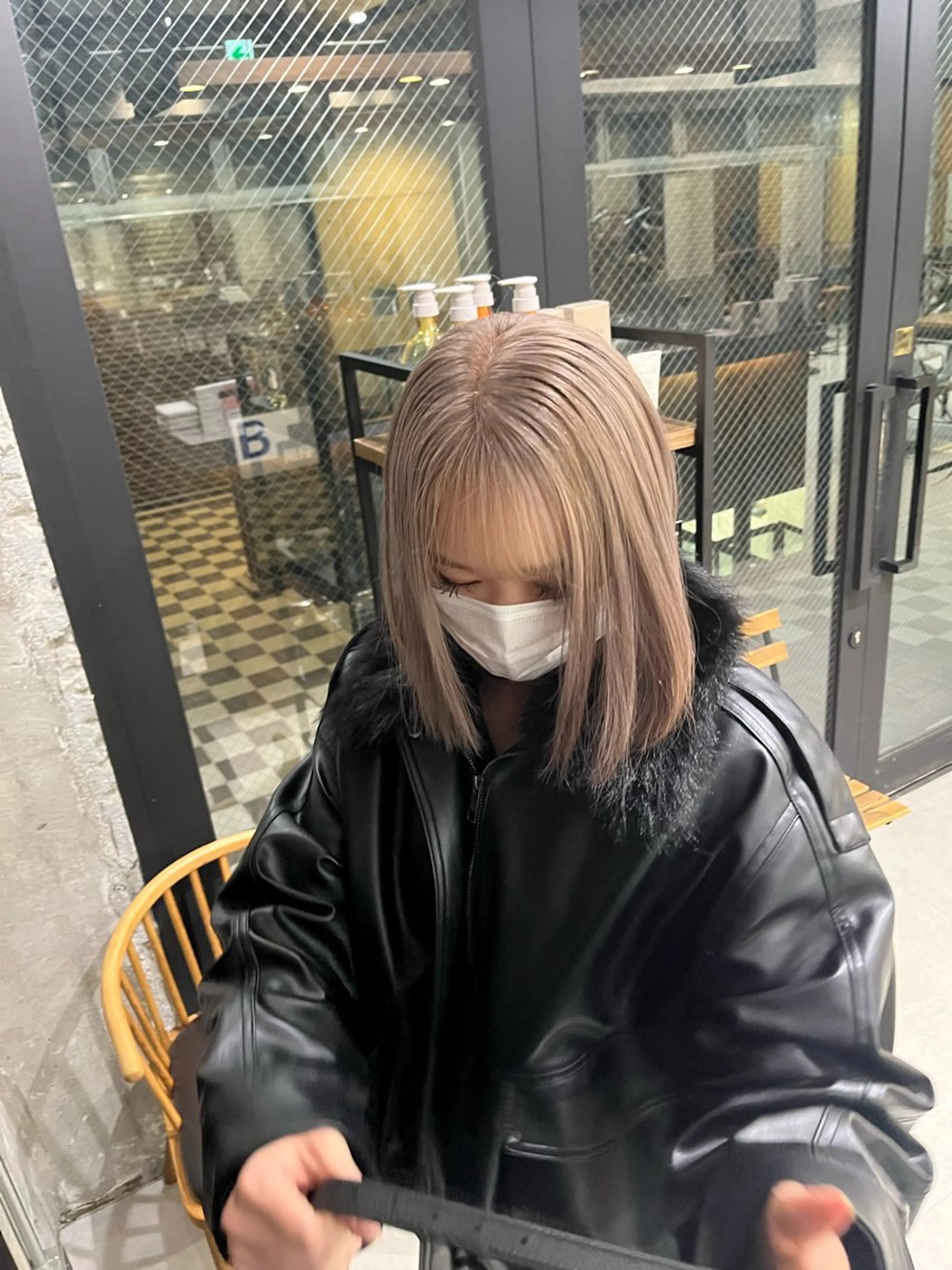 🦋ダブルカラー🦋(ケアブリーチ込)の写真