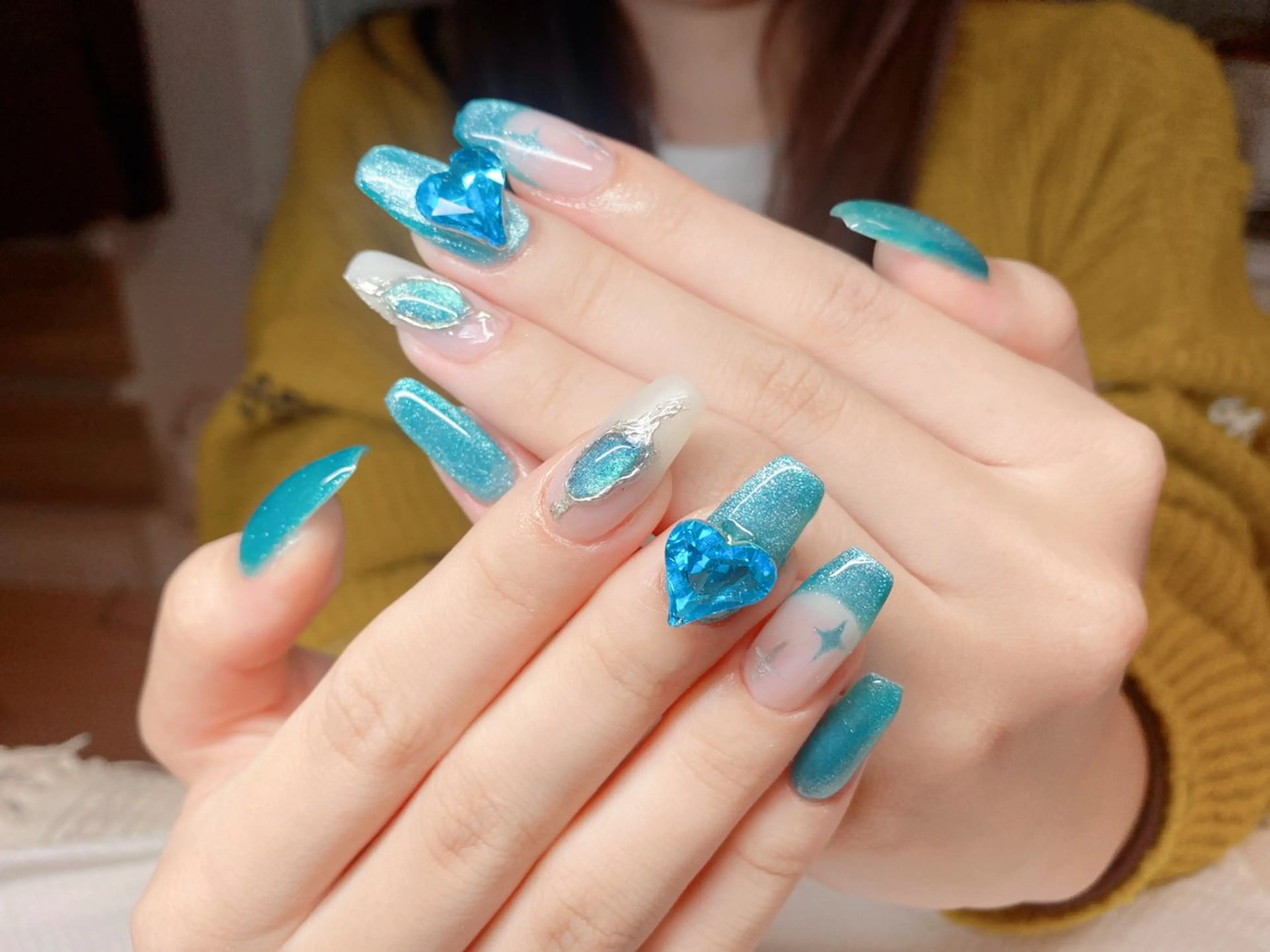 ネイル マグネットネイル BETTER ME ネイルサロン池田公園のネイルデザイン