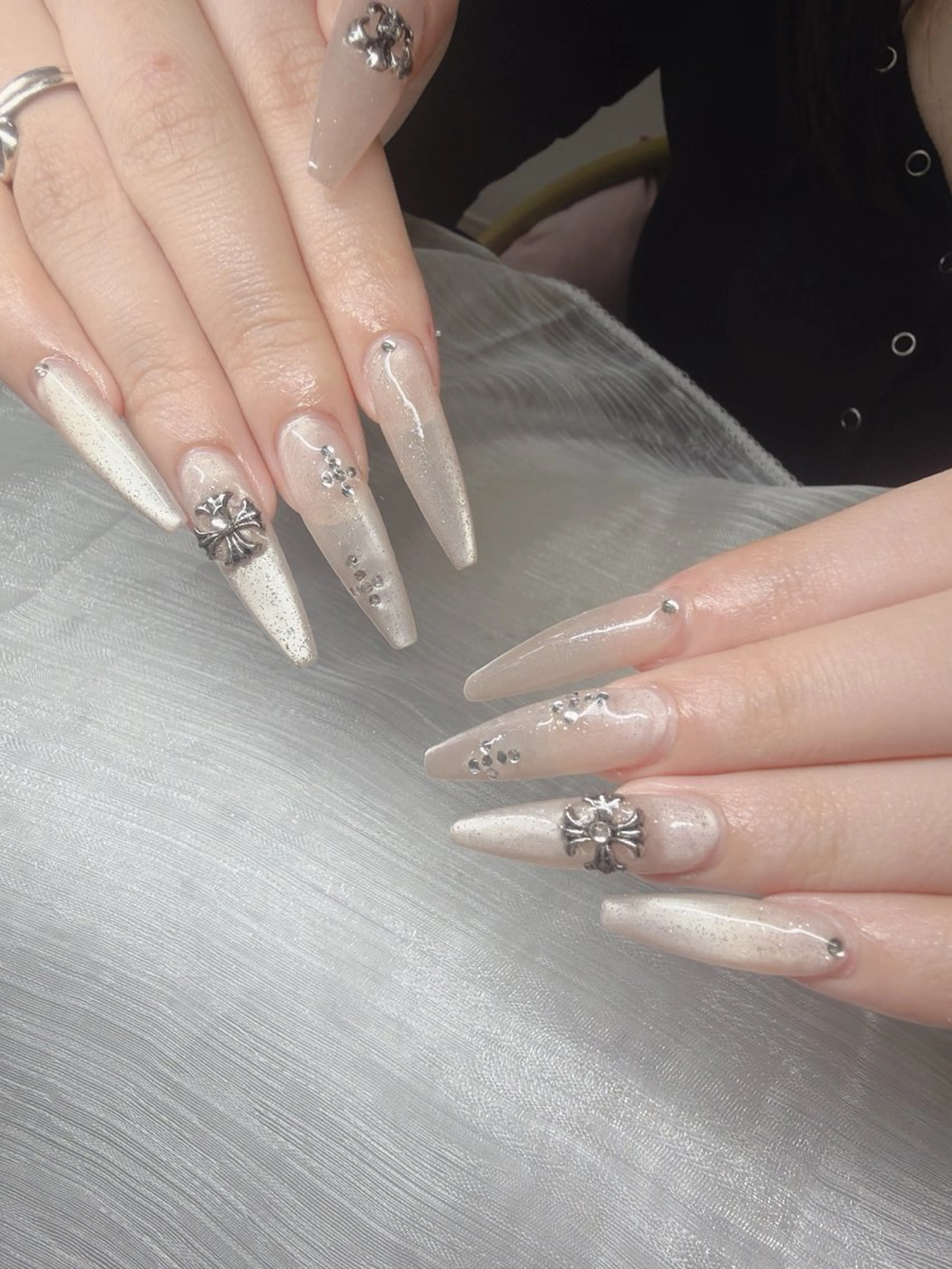 ネイル ハンドネイル Lee Nailsのネイルデザイン