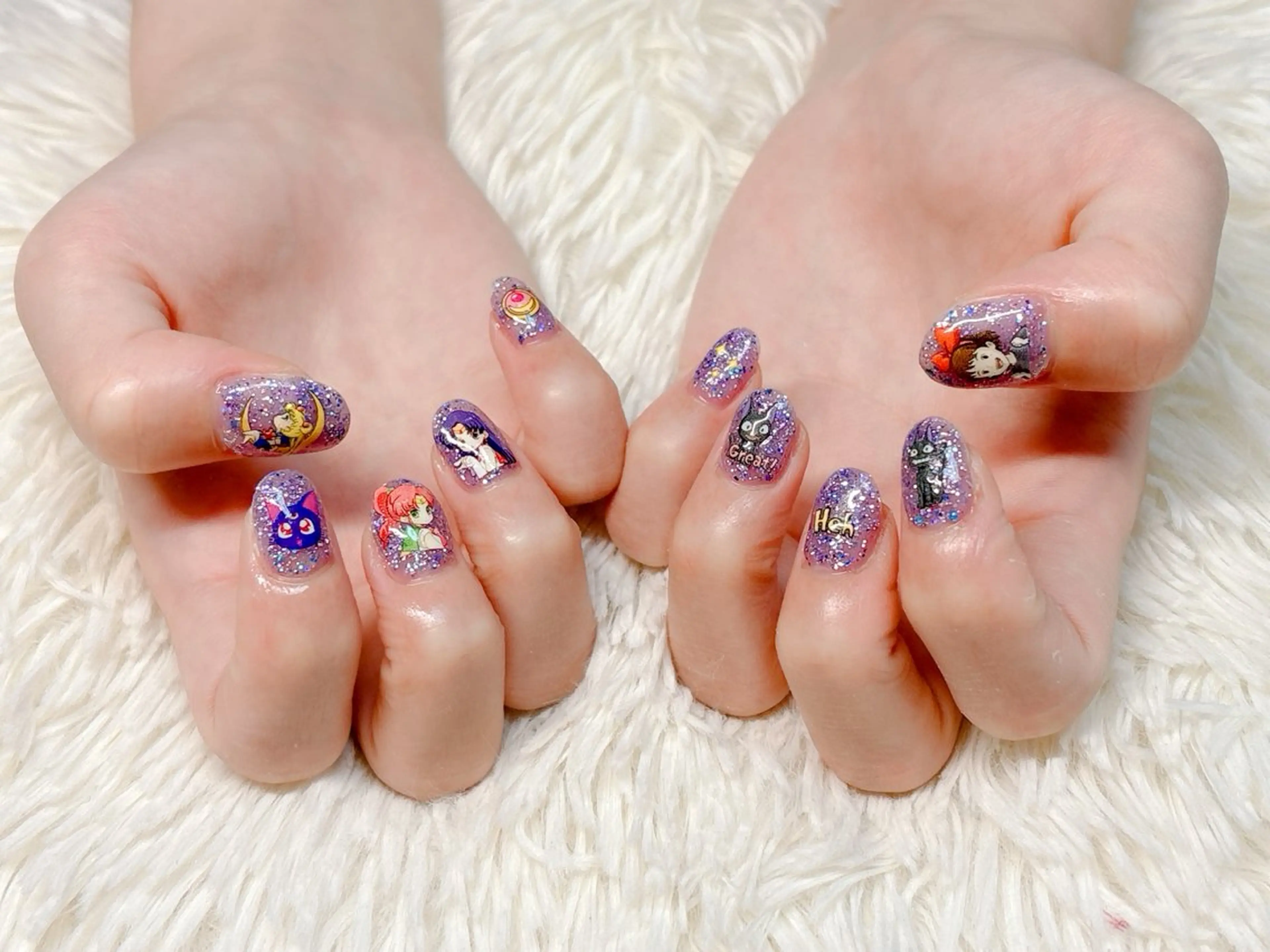 ネイル ハンドネイル パッチリオメメ Lianaのネイルデザイン