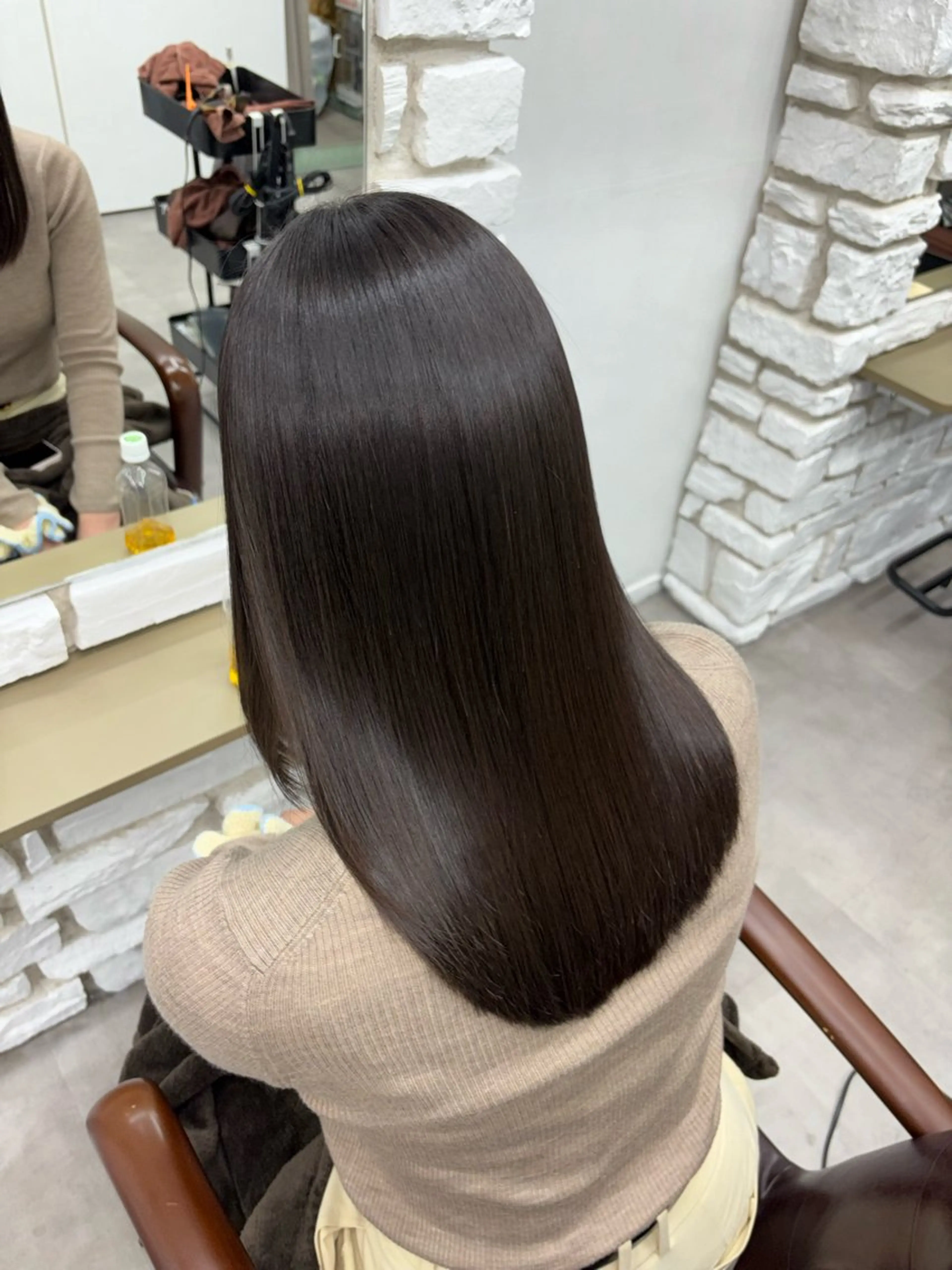 セミロング カット 縮毛矯正 トリートメント I see所属・I see/天王寺/ 髪質改善/本田 唯のヘアスタイル