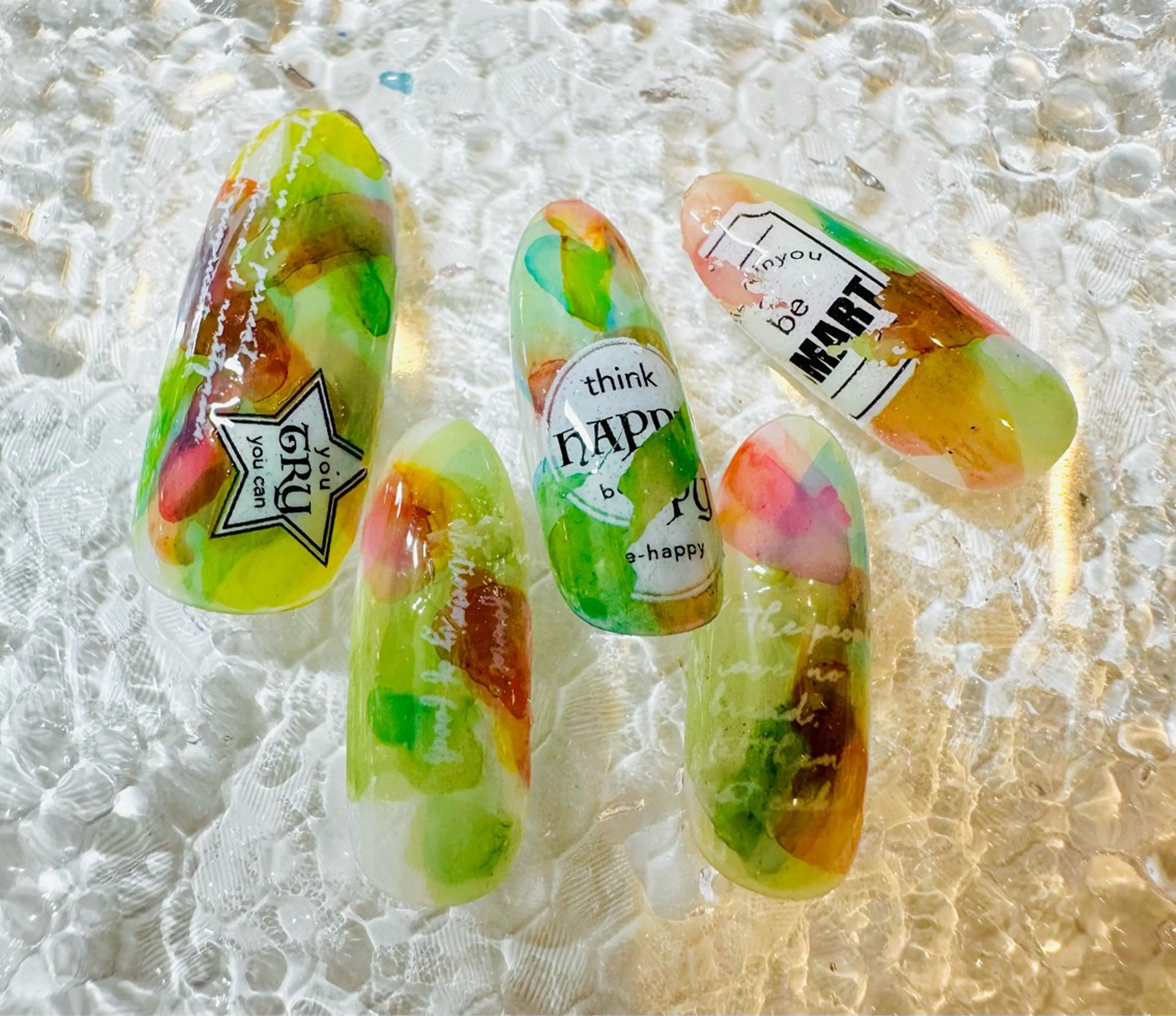 ネイル アートネイル べっ甲ネイル グリーン 夏ネイル ハンドネイル ネイルサロンエレノア所属・田端 笑理菜のネイルデザイン