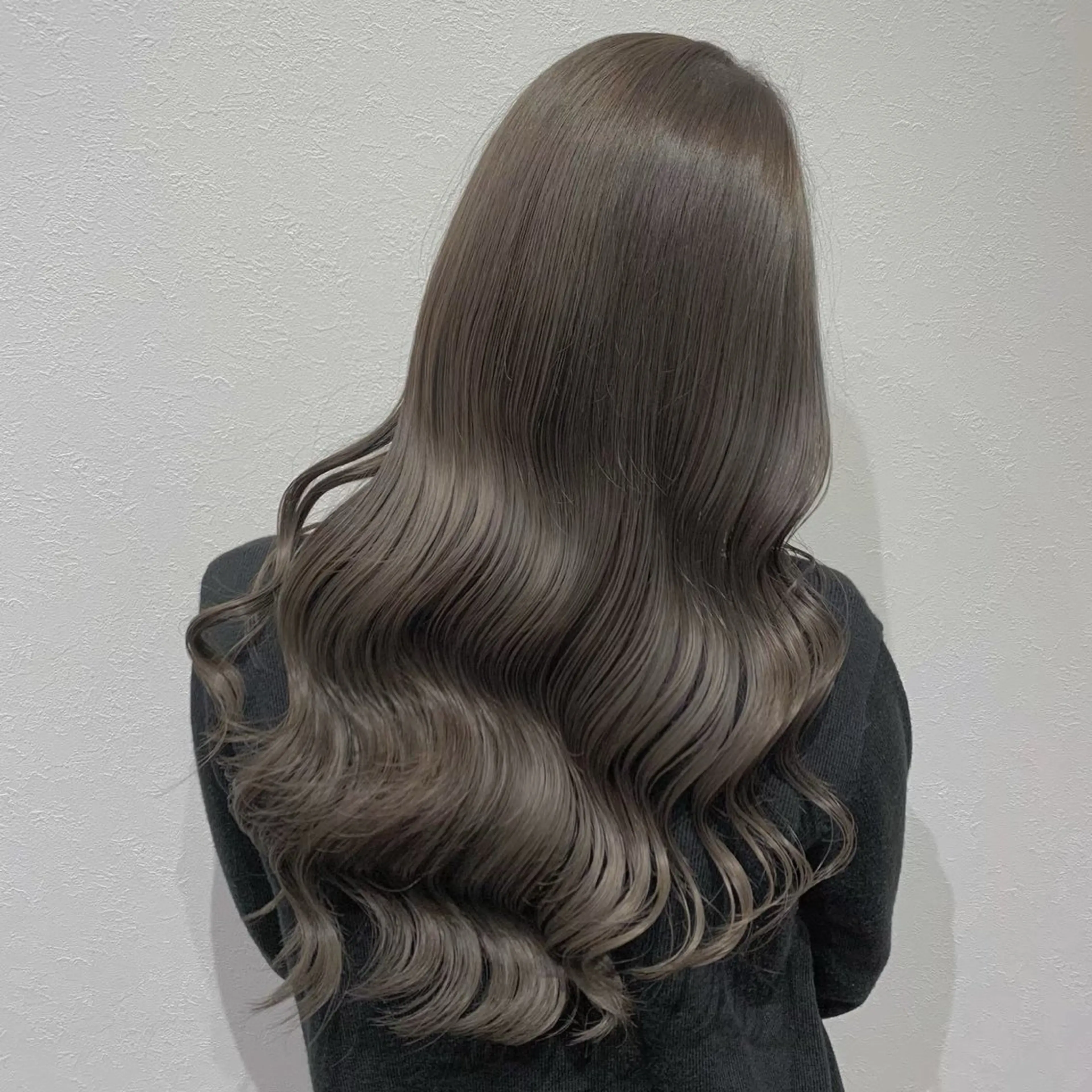 ロング カラー こやま さなのヘアスタイル