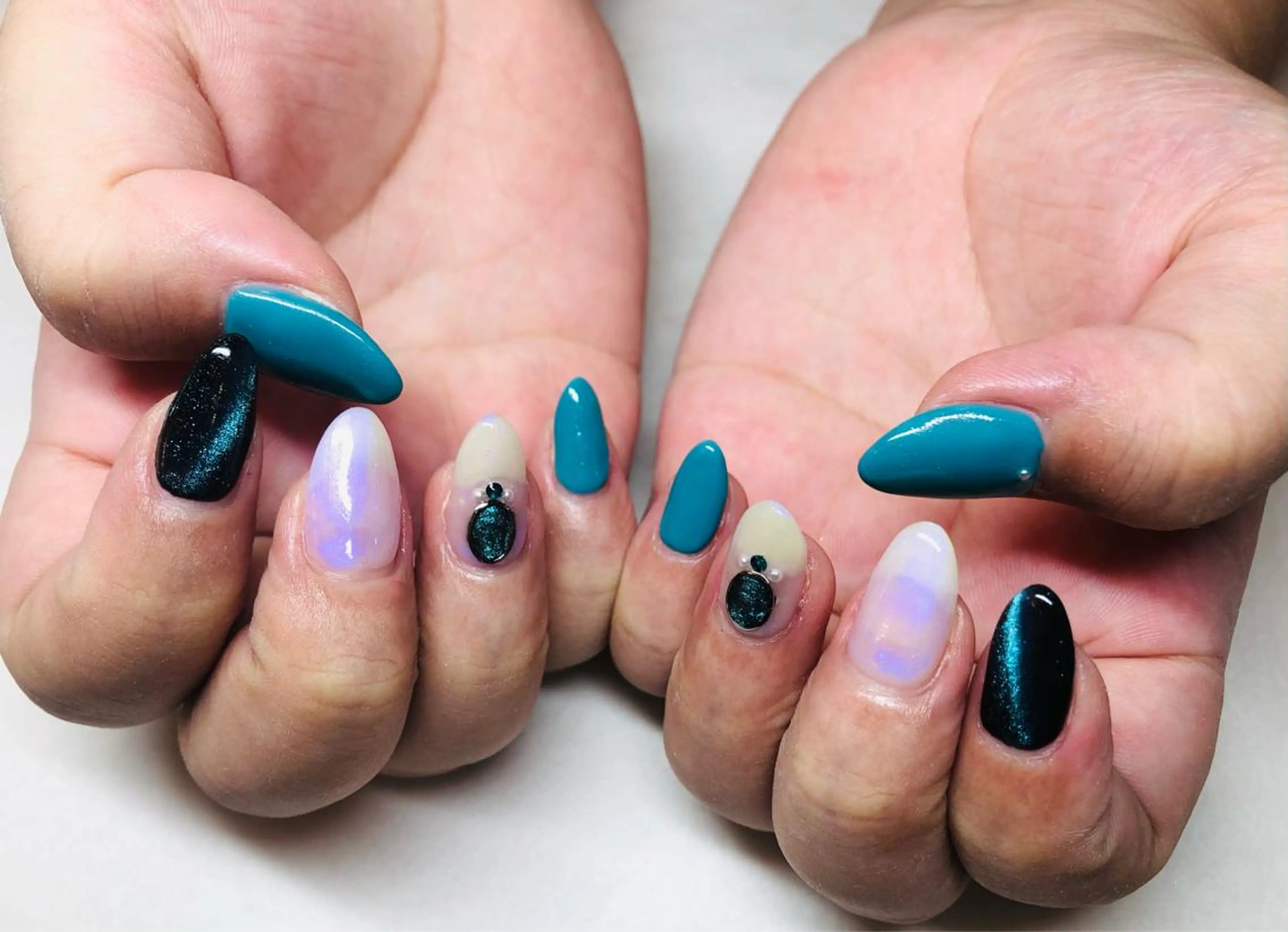 ネイル いちじゅう あおいのネイルデザイン