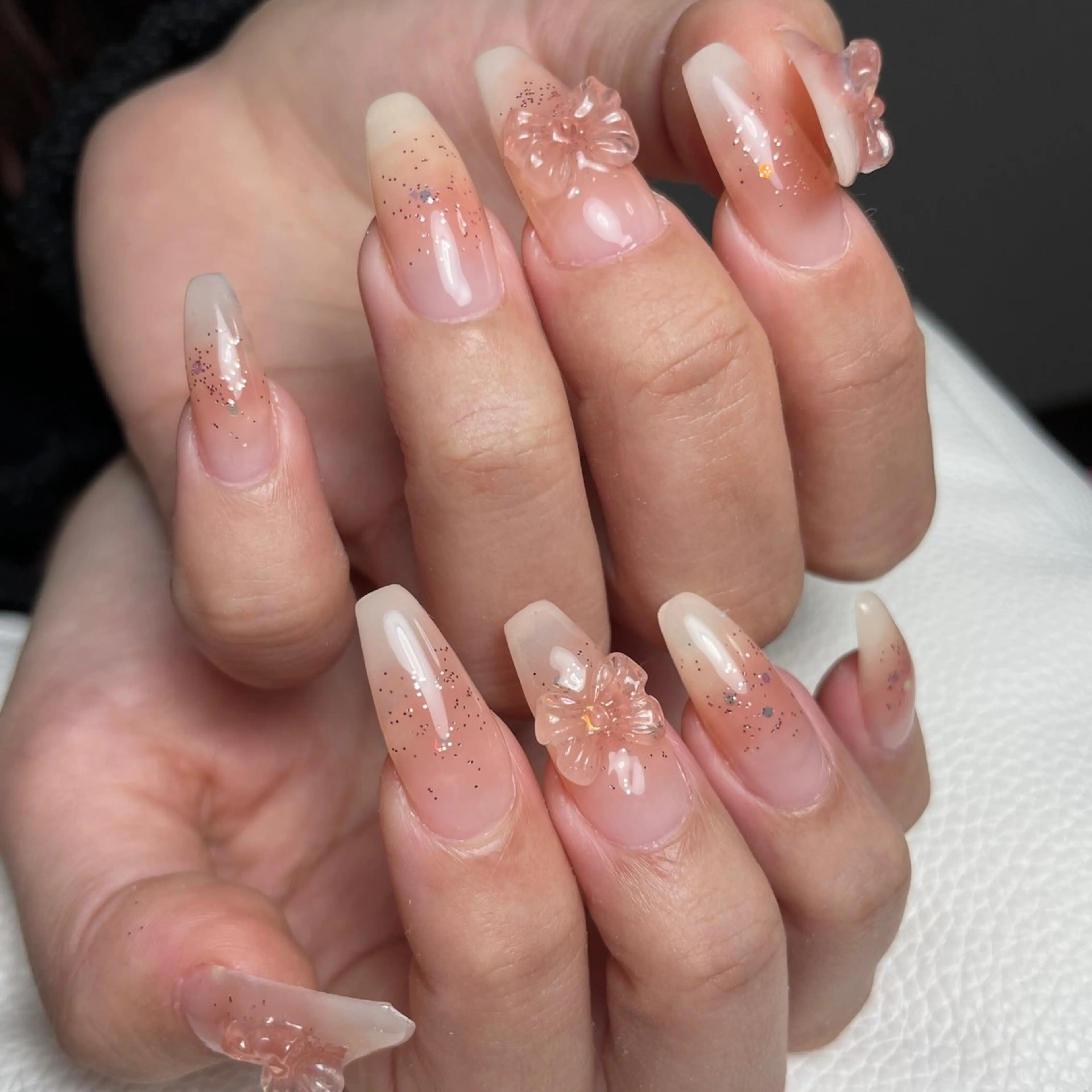 ネイル ハンドネイル ハンドケア NAILSALON SONA所属・T. Ranのネイルデザイン