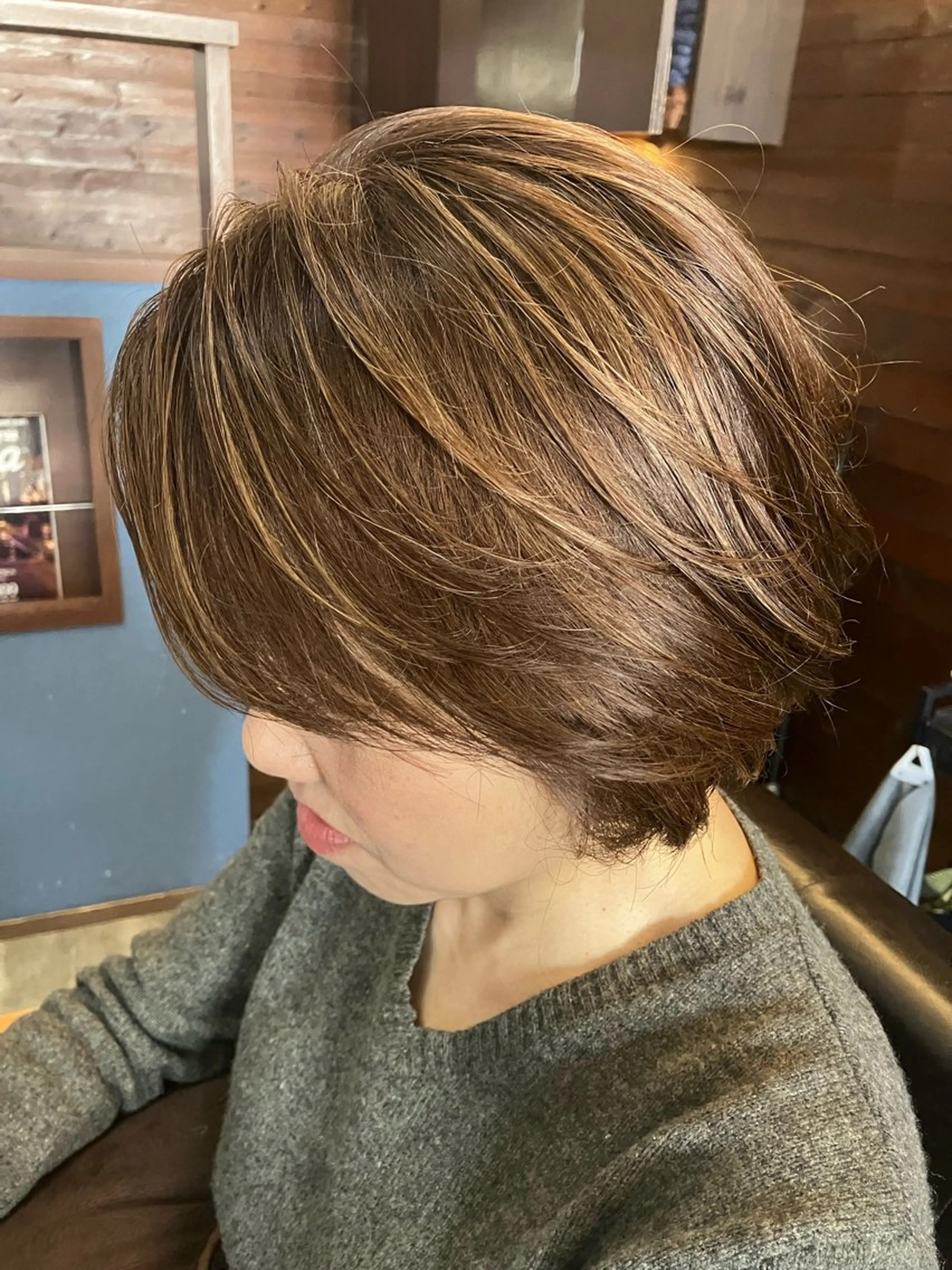 ショート ✨白髪ぼかし 🍀MINAKO☆のヘアスタイル