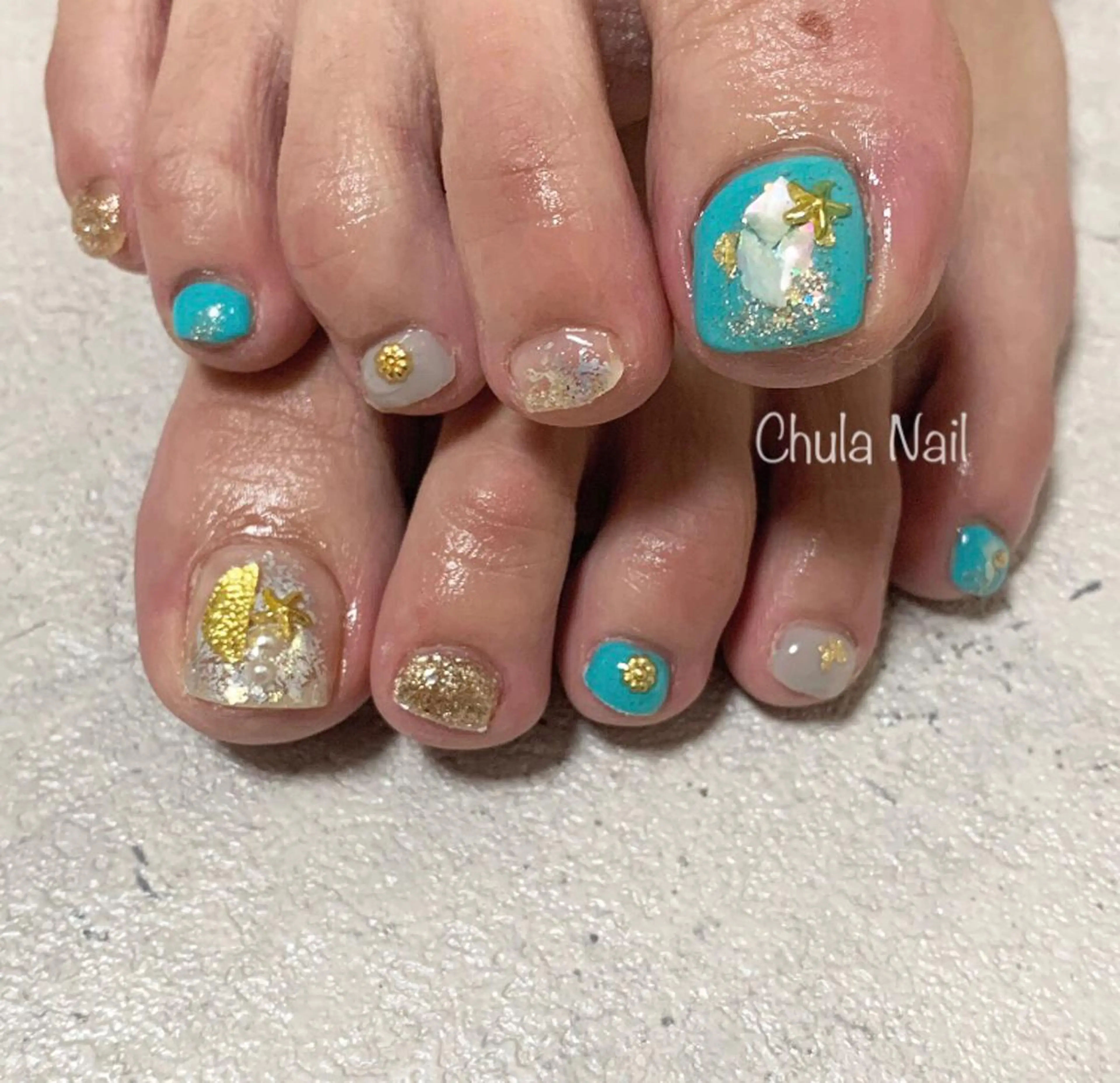 ネイル 持ち込み フットネイル ëmma nail_ by chulaのネイルデザイン