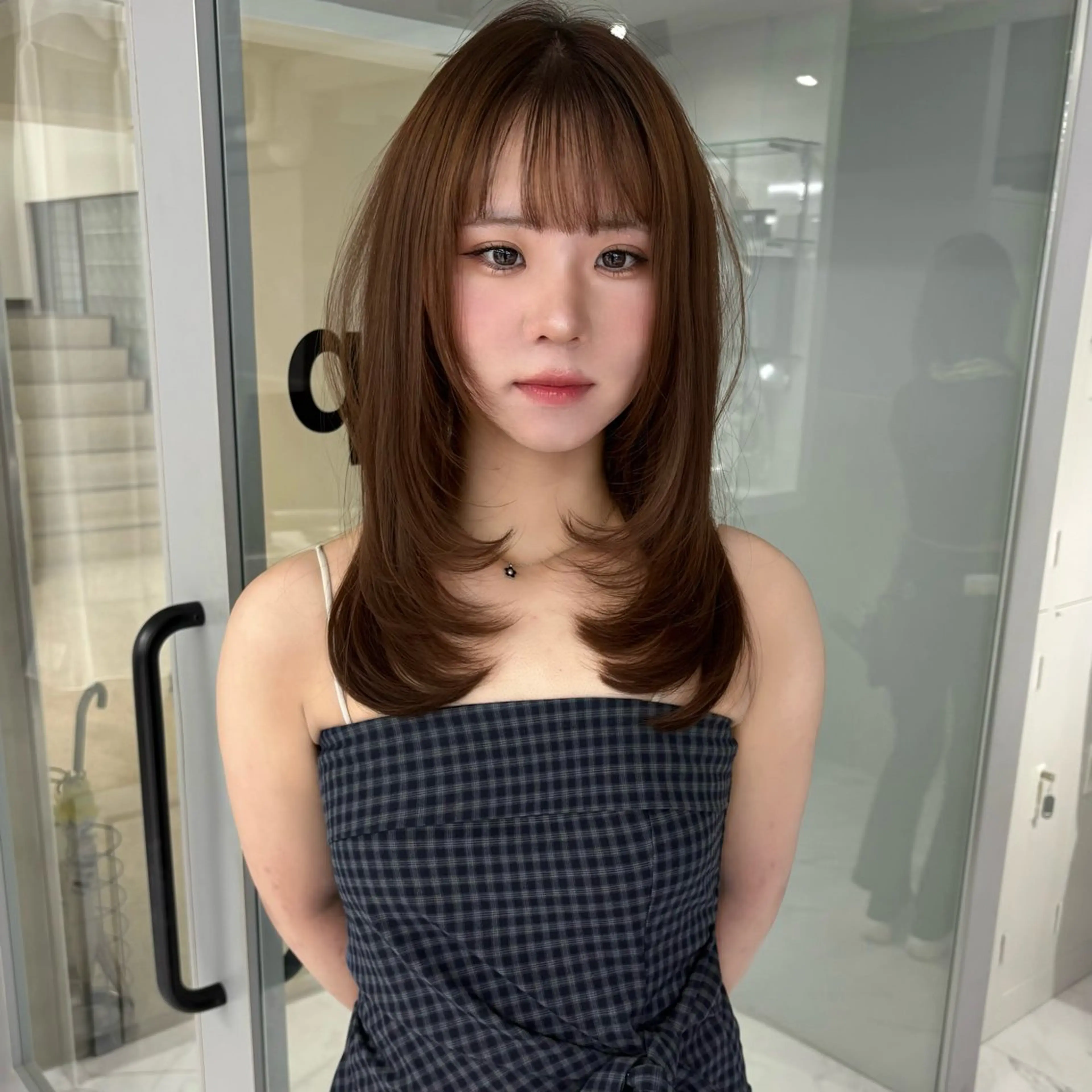 ミディアム 顔まわりレイヤー 顔周りカット レイヤーカット カット riko/レイヤー/ 艶カラー/ヘアセットのヘアスタイル