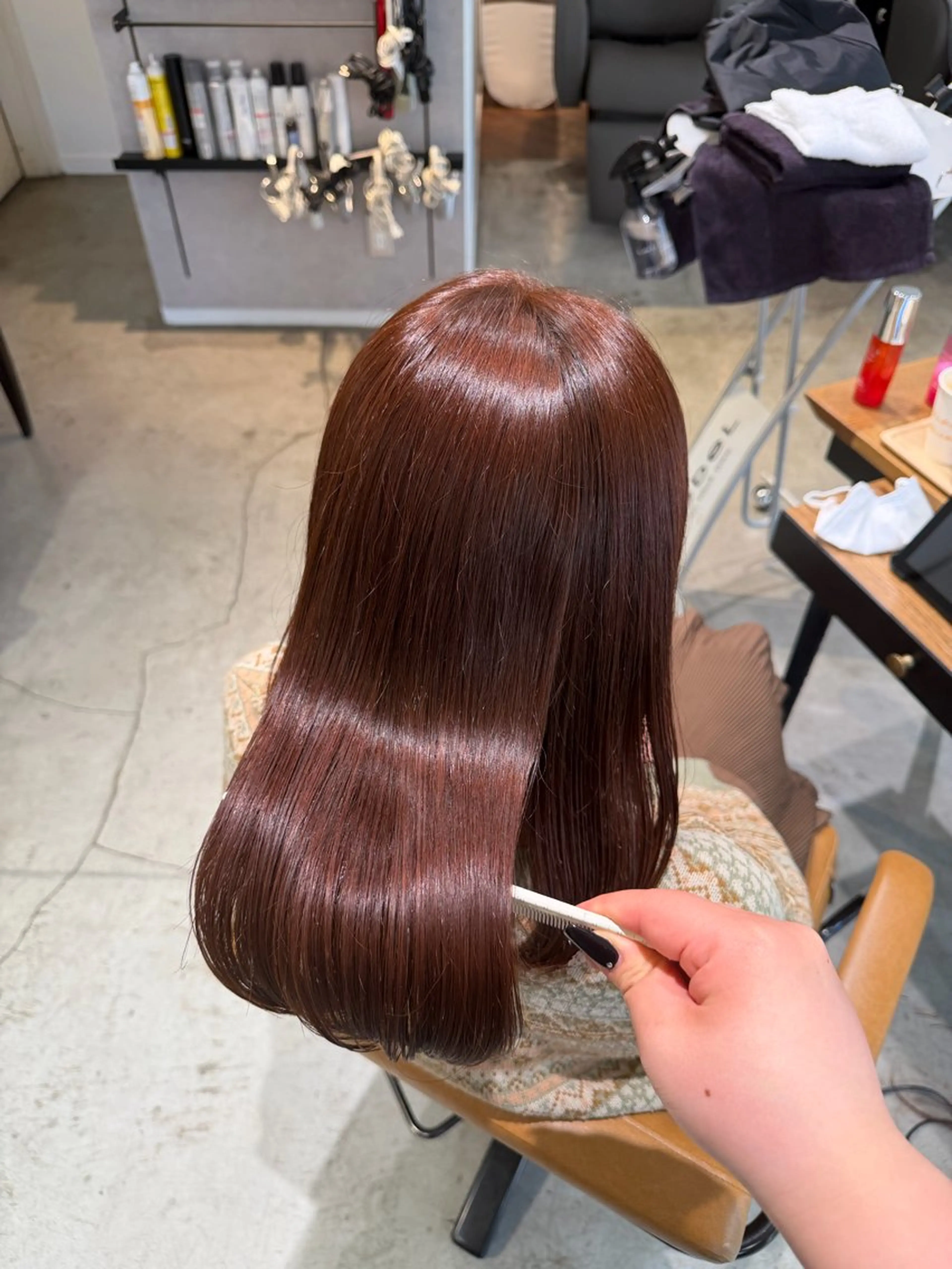 ミディアム オレンジブラウン カット ヘアカラー 🦈AKARI🦈 髪質改善/韓国風のヘアスタイル