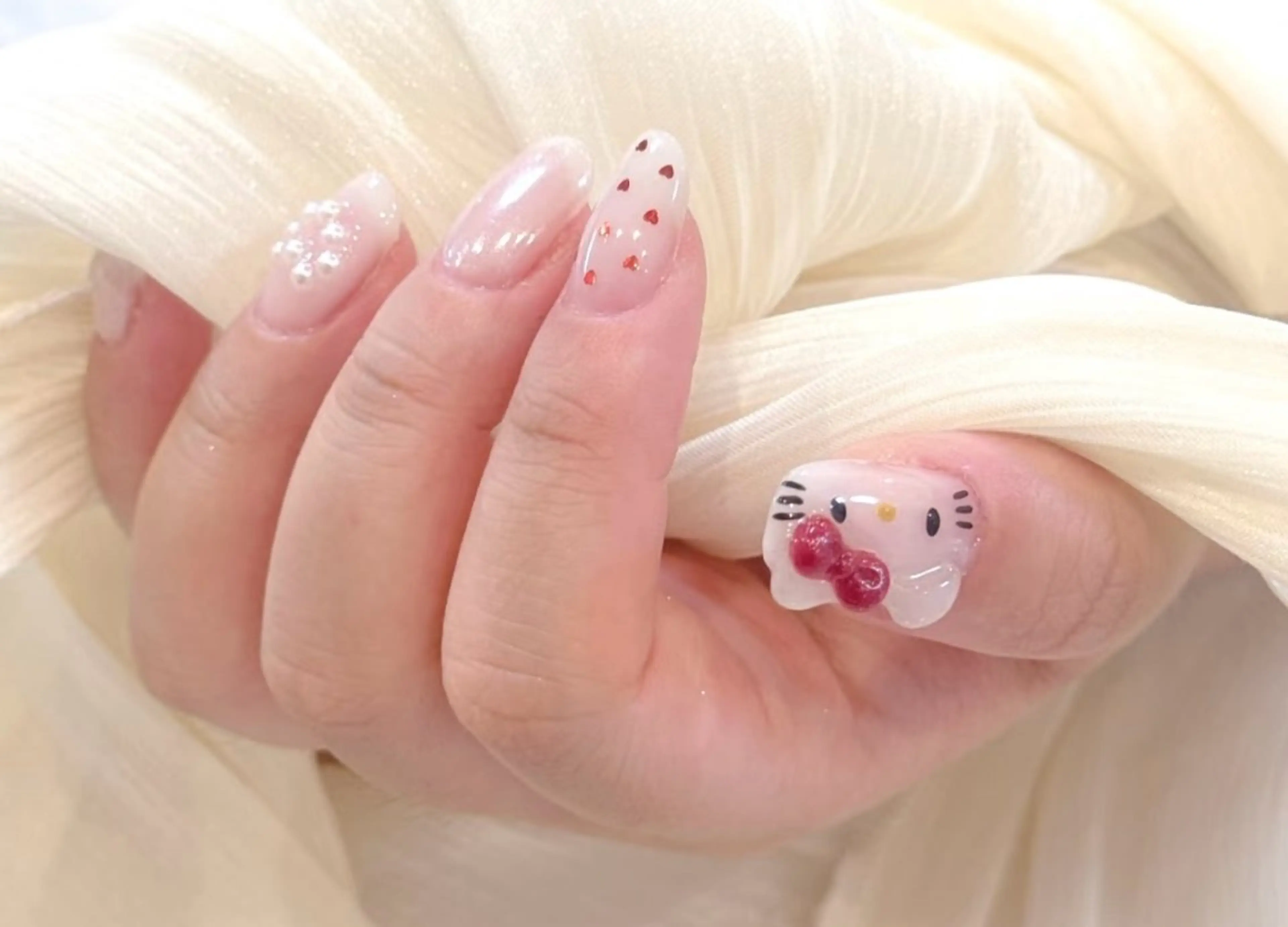 ネイル ハンドネイル ハンドケア queen nailのネイルデザイン