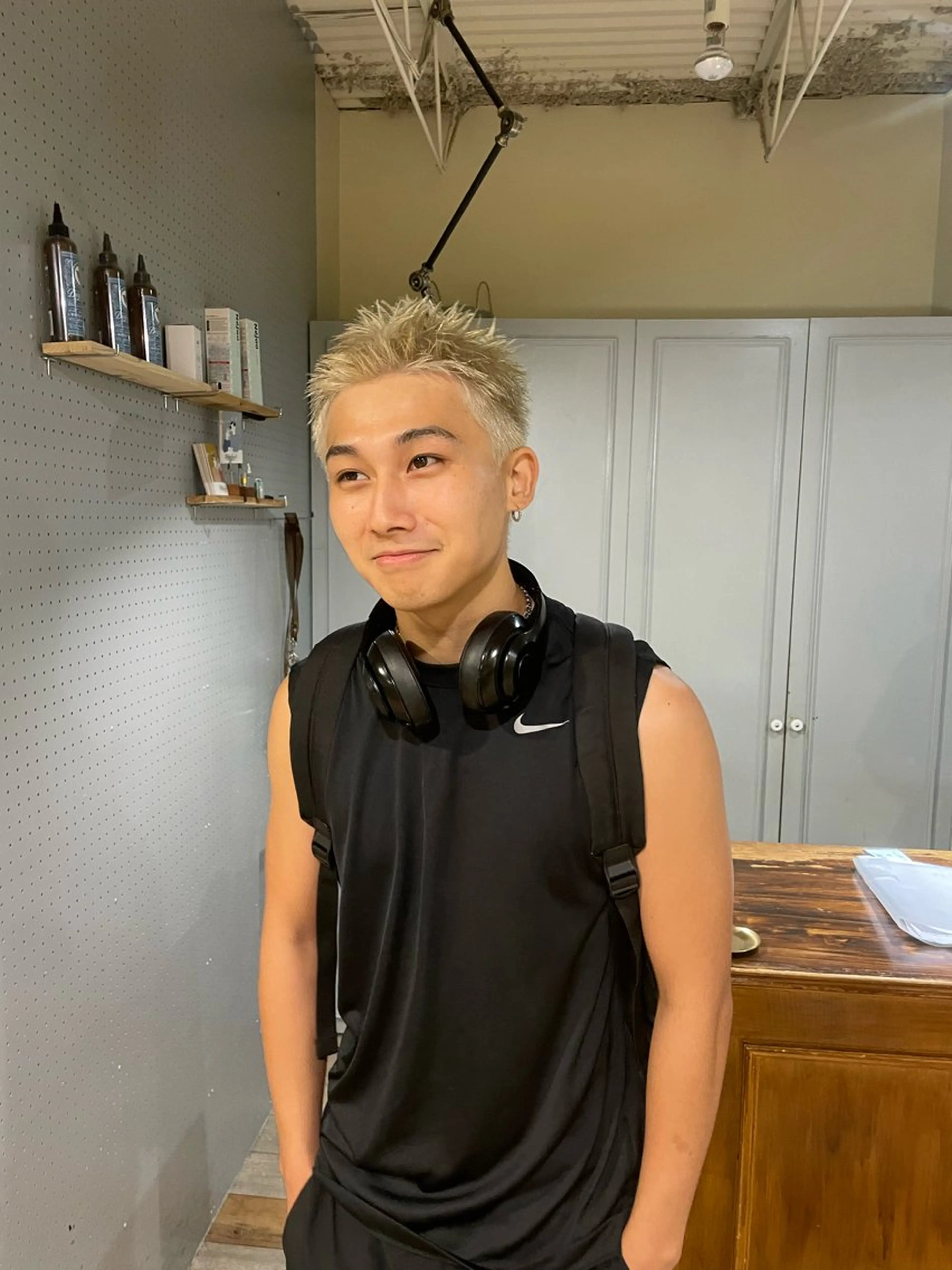 ショート カラー メンズ メンズブリーチ メンズハイトーン メンズ就活ヘア ブリーチ デザインカラー カット ヘアカラー トリートメント 🤩噂のMr.髪ポジ ティブ®️yu🤩のヘアスタイル