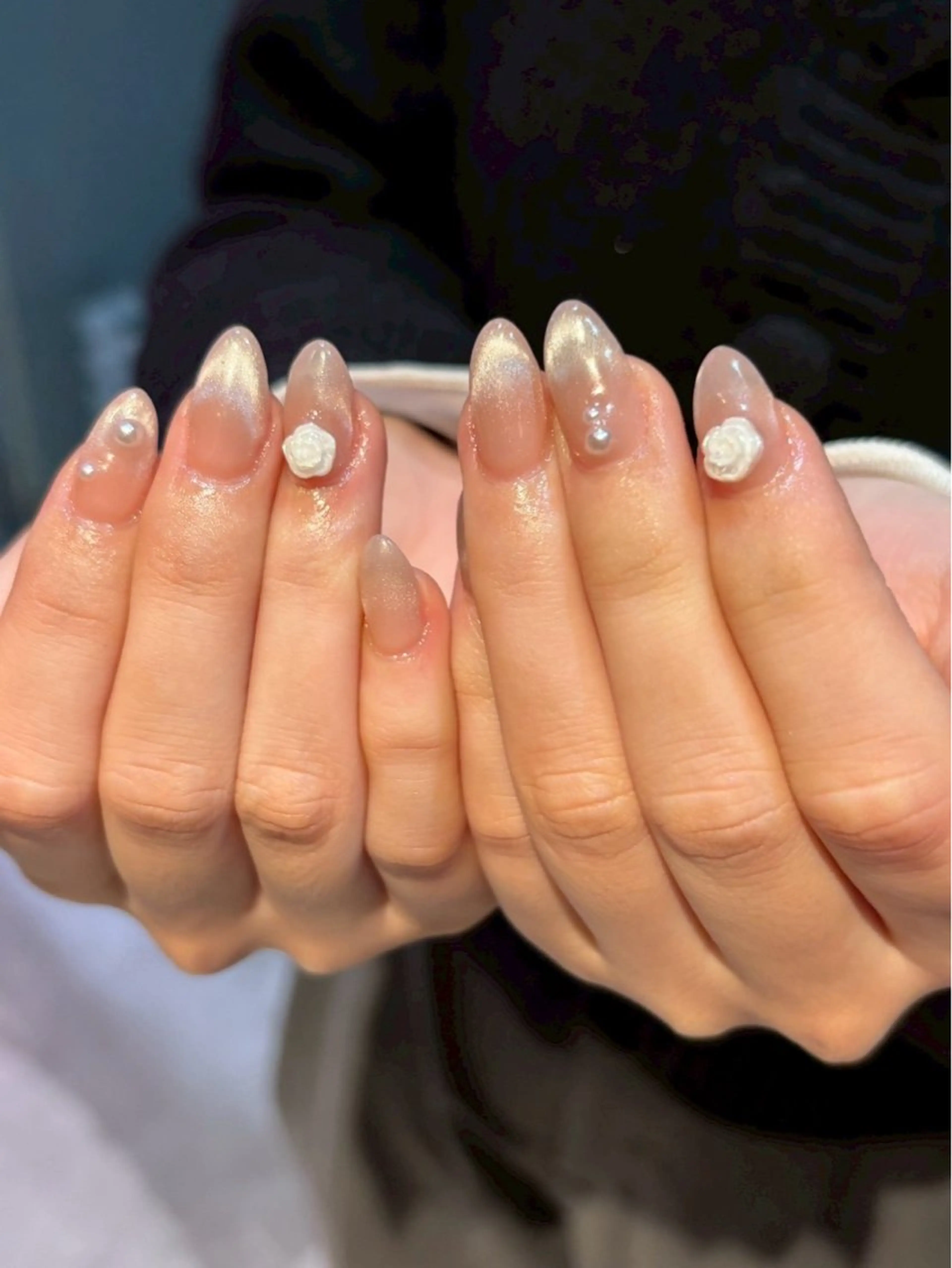 ネイル ストーンネイル 🍀WOLTOKYO 🍀そらのマツエク・マツパデザイン