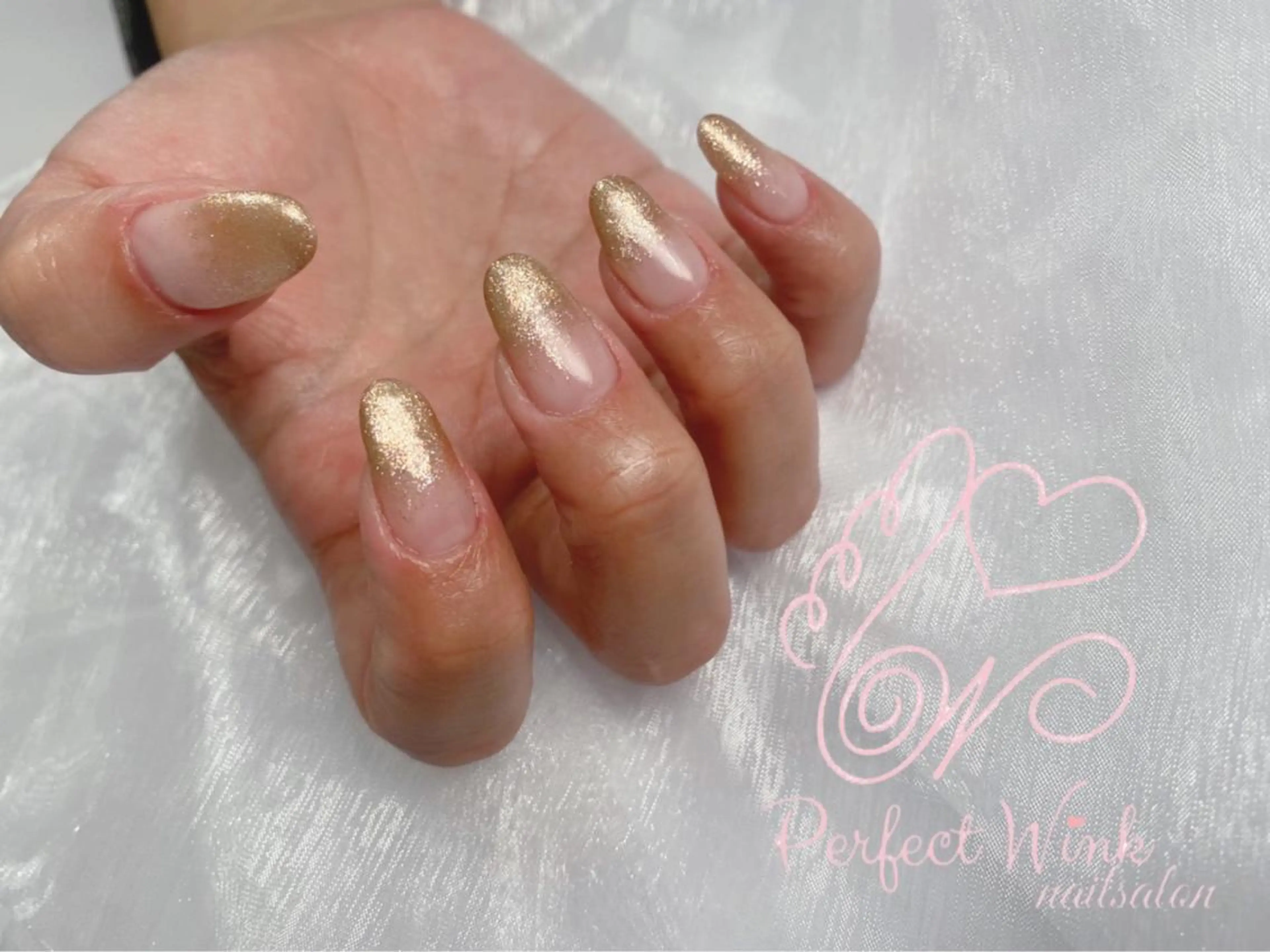 ネイル グラデーション キラキラネイル ラメ(グリッター) ラメグラデーション パーフェクトウィンク ちぢいわみのりのマツエク・マツパデザイン