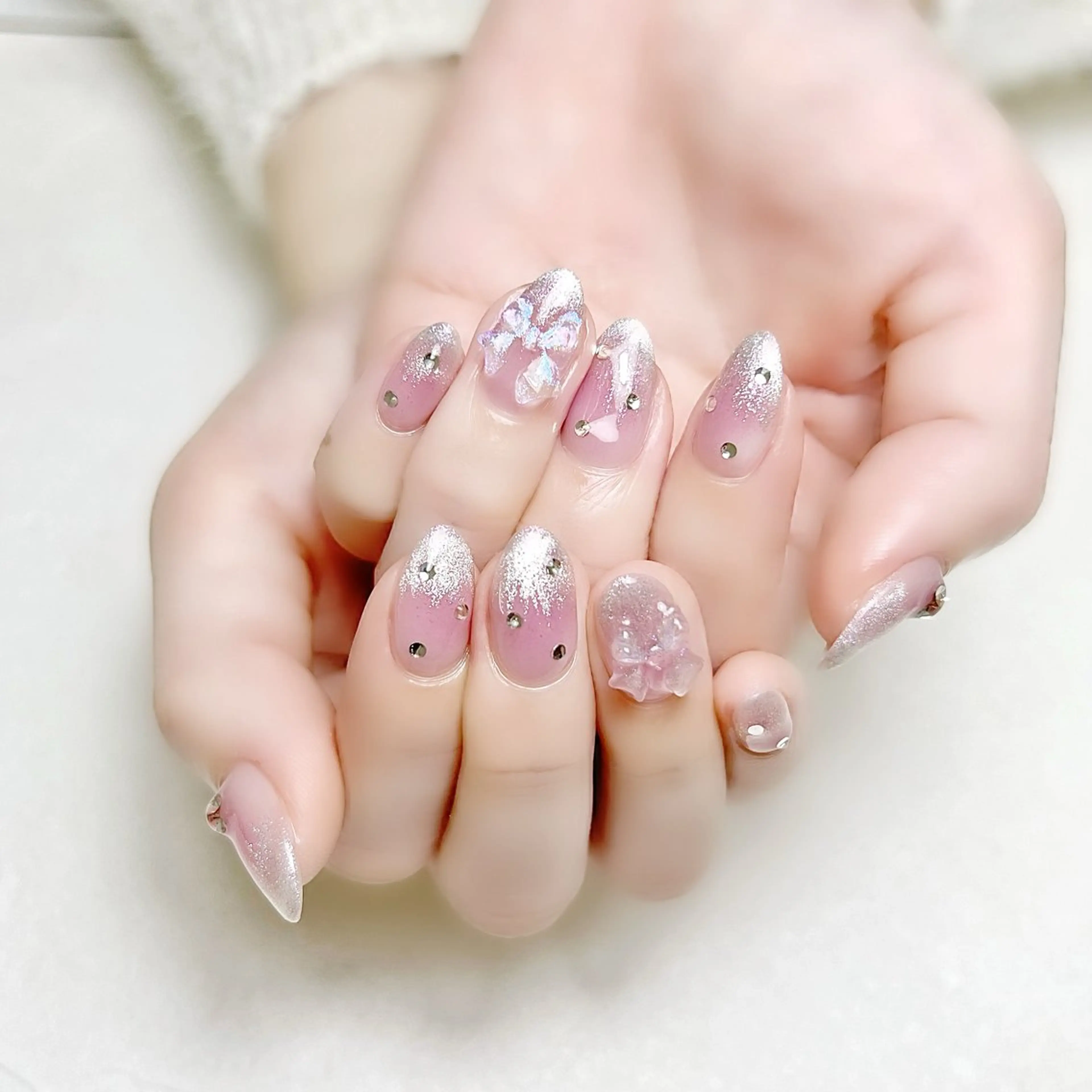 ネイル チークネイル マグネットネイル ピンク リボン ワンホンネイル rouse nail RISATOのネイルデザイン