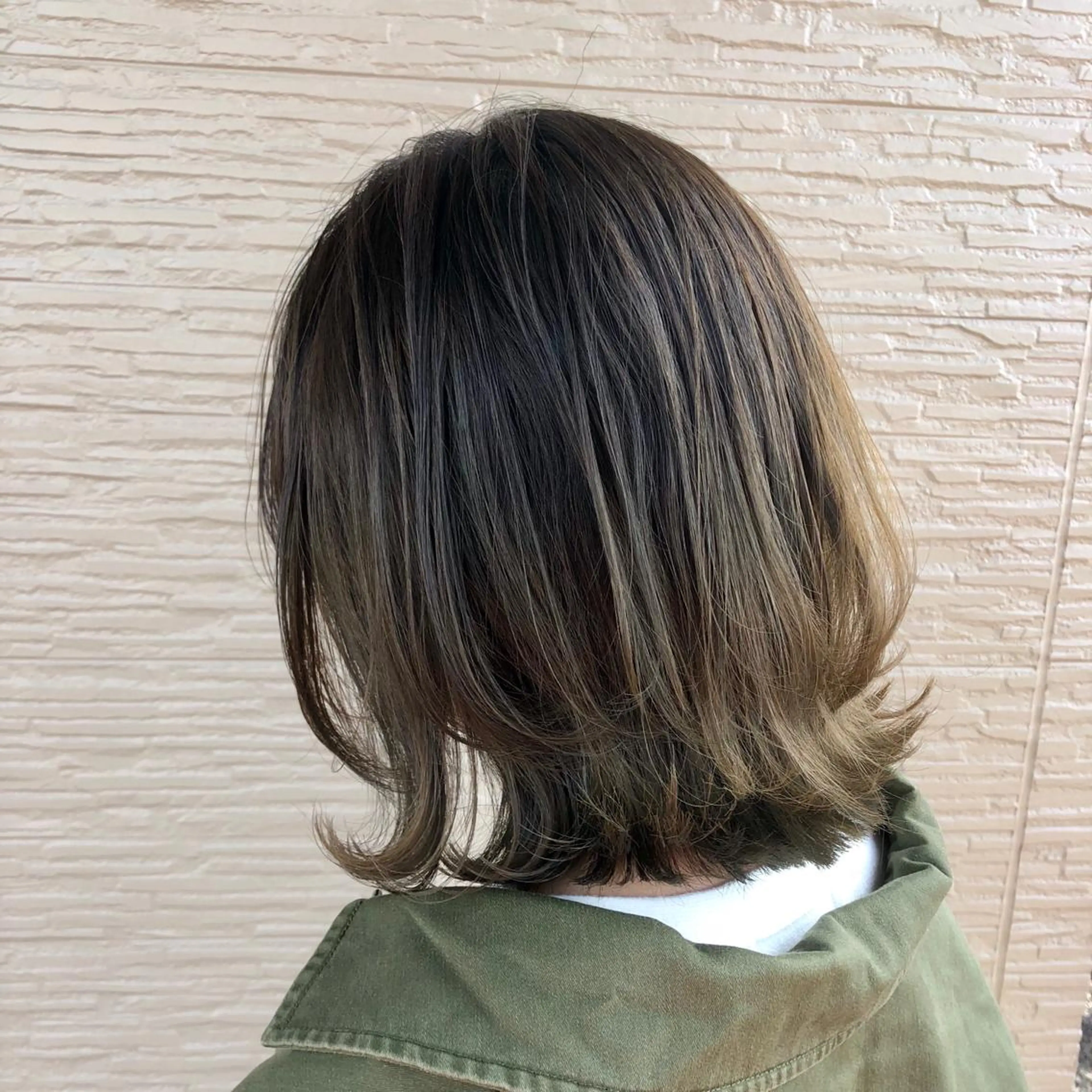 ミディアム カラー ハイライトカラー ハイライト 4-rest garden （フォーレストガーデン）所属・金井 直樹のヘアスタイル