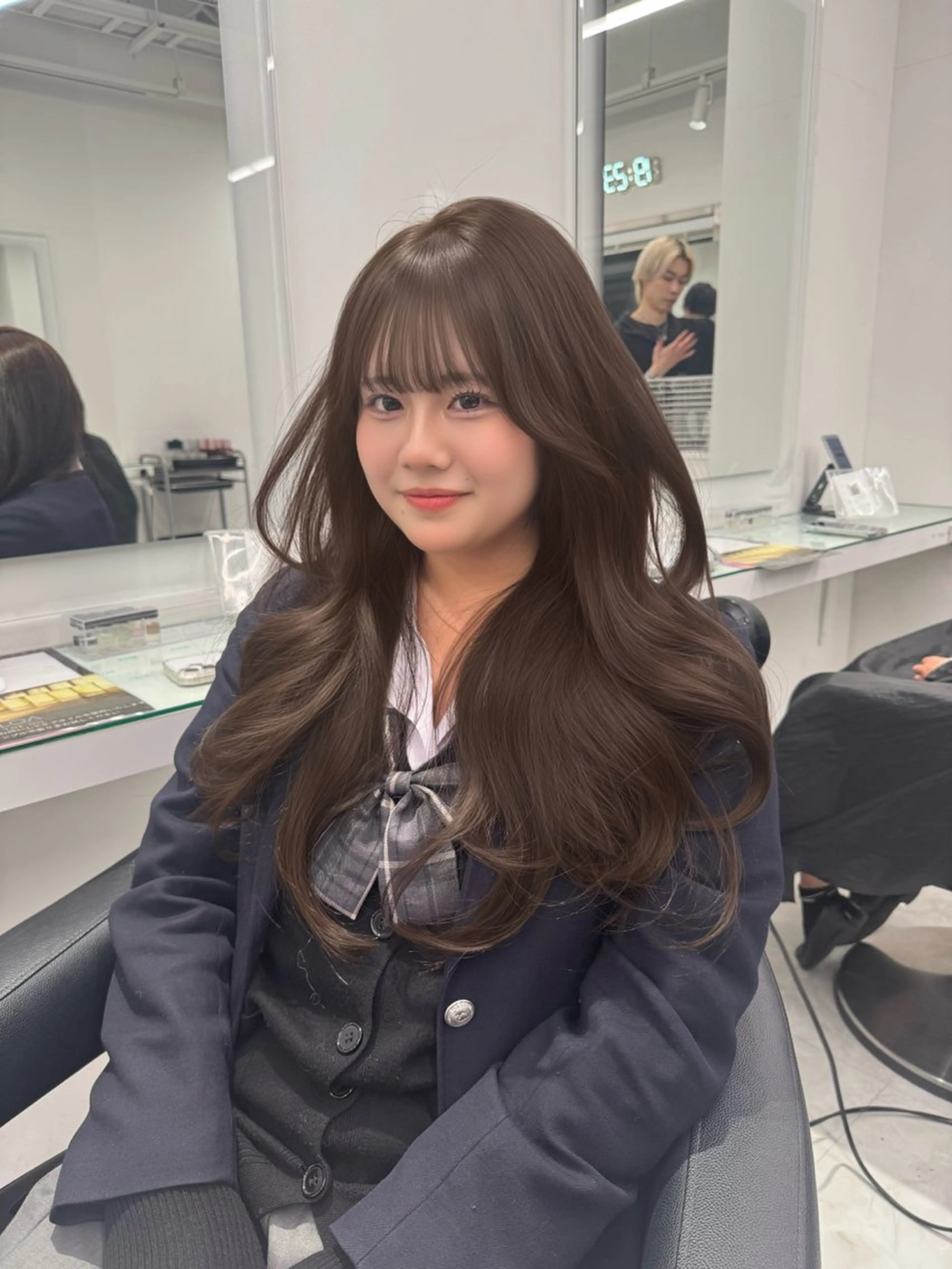 ロング カラー ヘアカラー ヘアセット ブリーチなし透明感 カラー🤍しゅうじのヘアスタイル