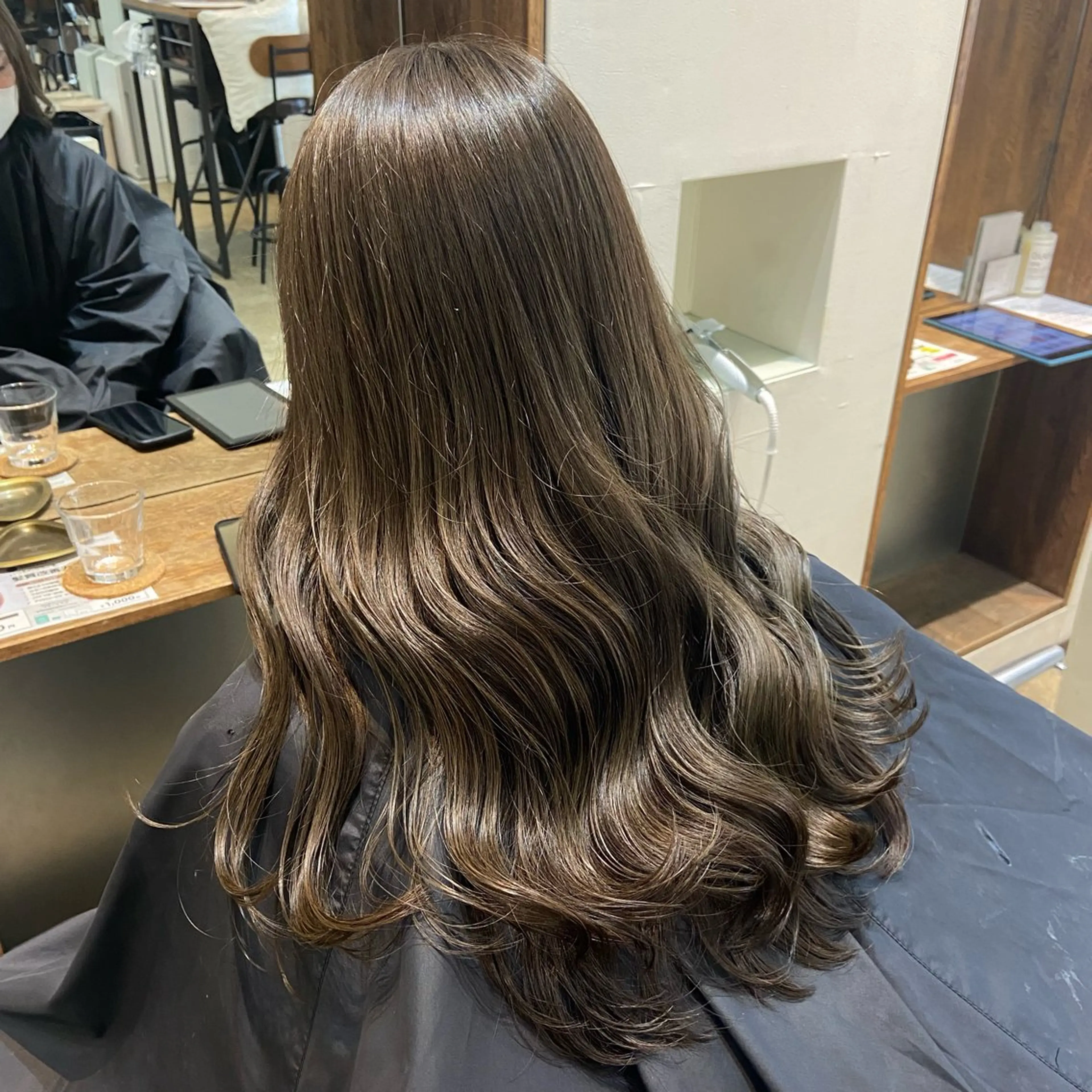 ロング ヘアカラー トリートメント miku 🫧のヘアスタイル