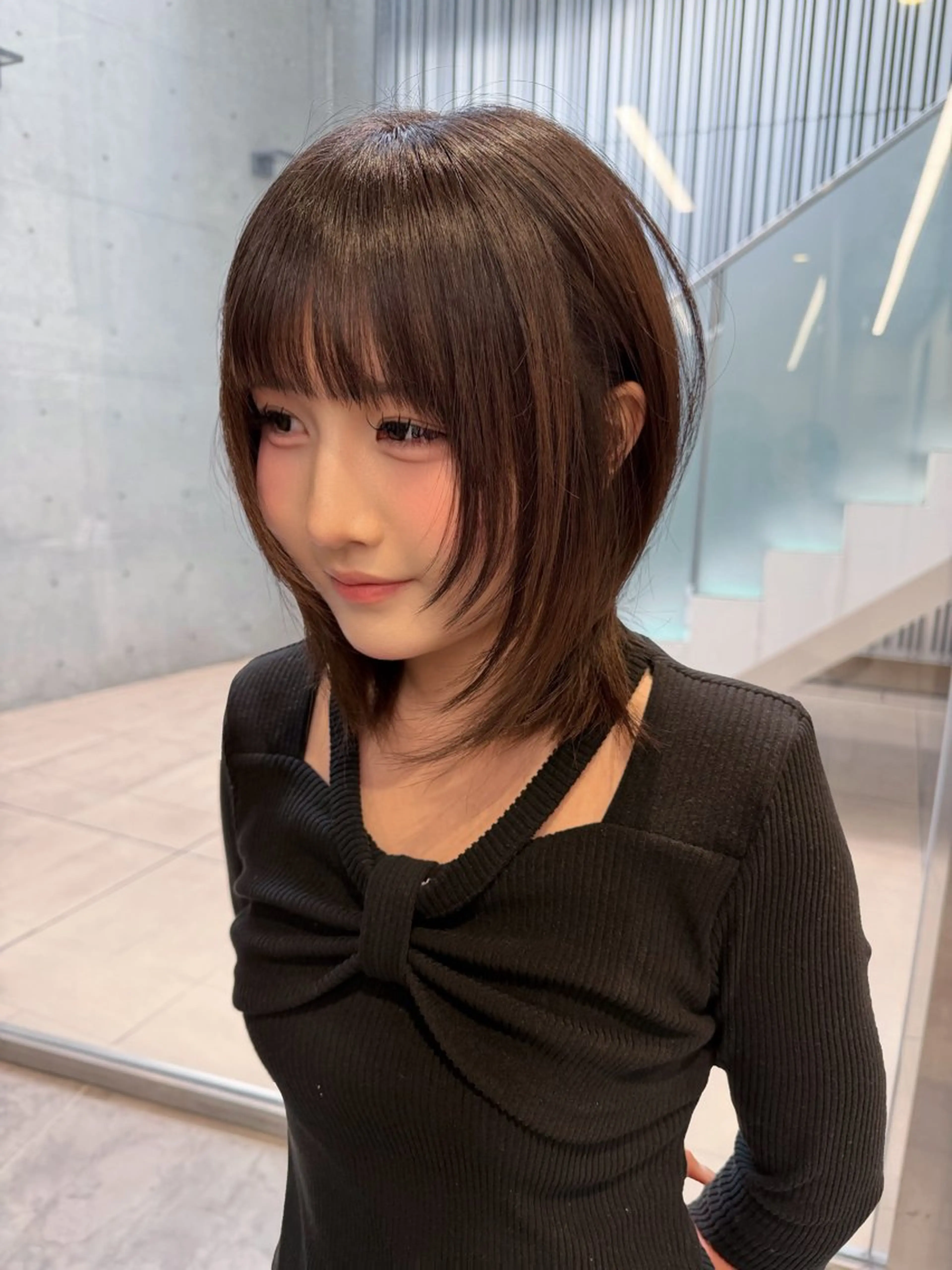 ミディアム カット トリートメント ViVIE   AOYAMA所属・RiA/レイヤーカッ ト/ハッシュカットのヘアスタイル