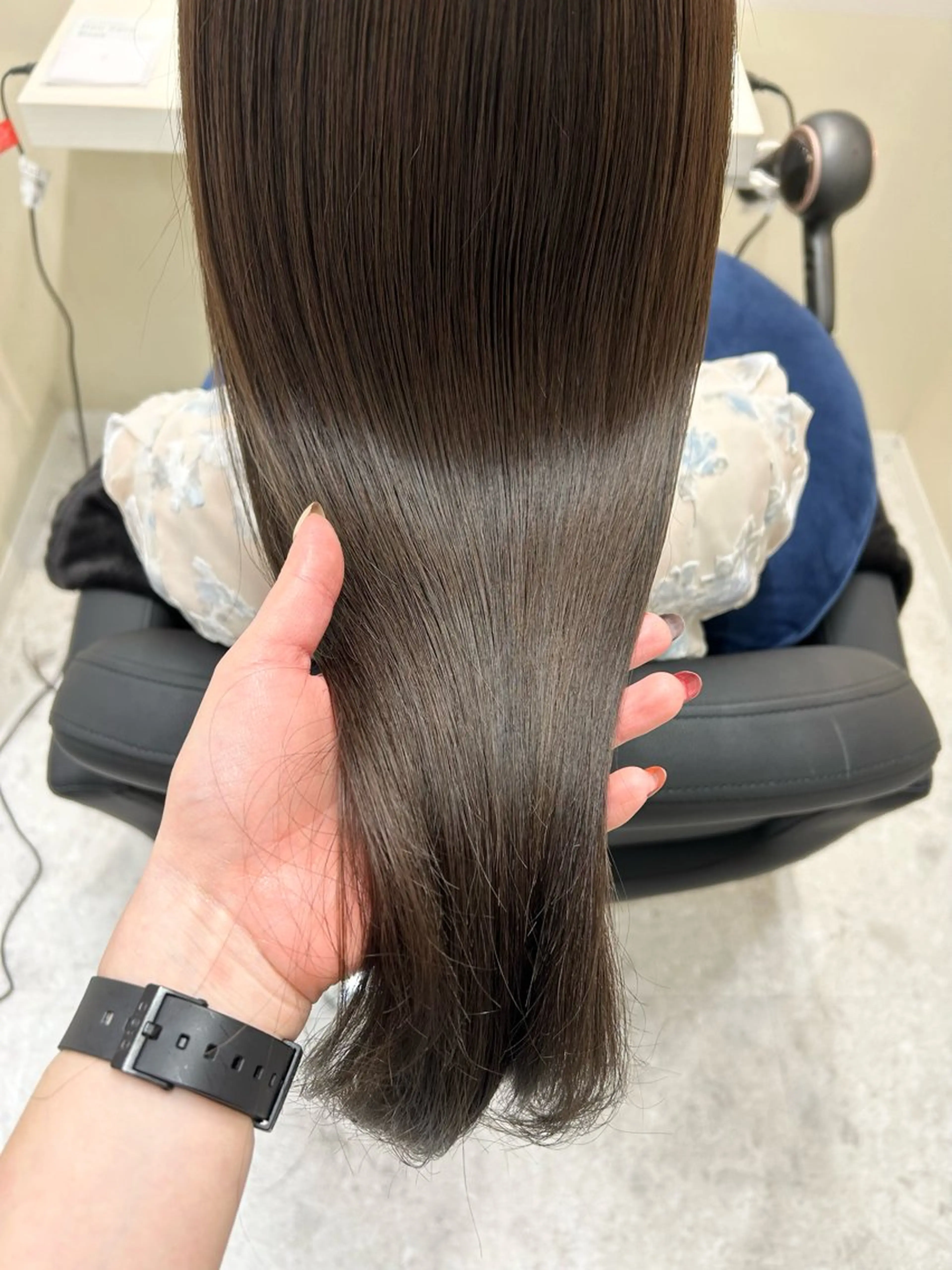 ロング カラー ブリーチ トリートメント 🩰ニシムラヒカリ 半個室salon♡*のヘアスタイル