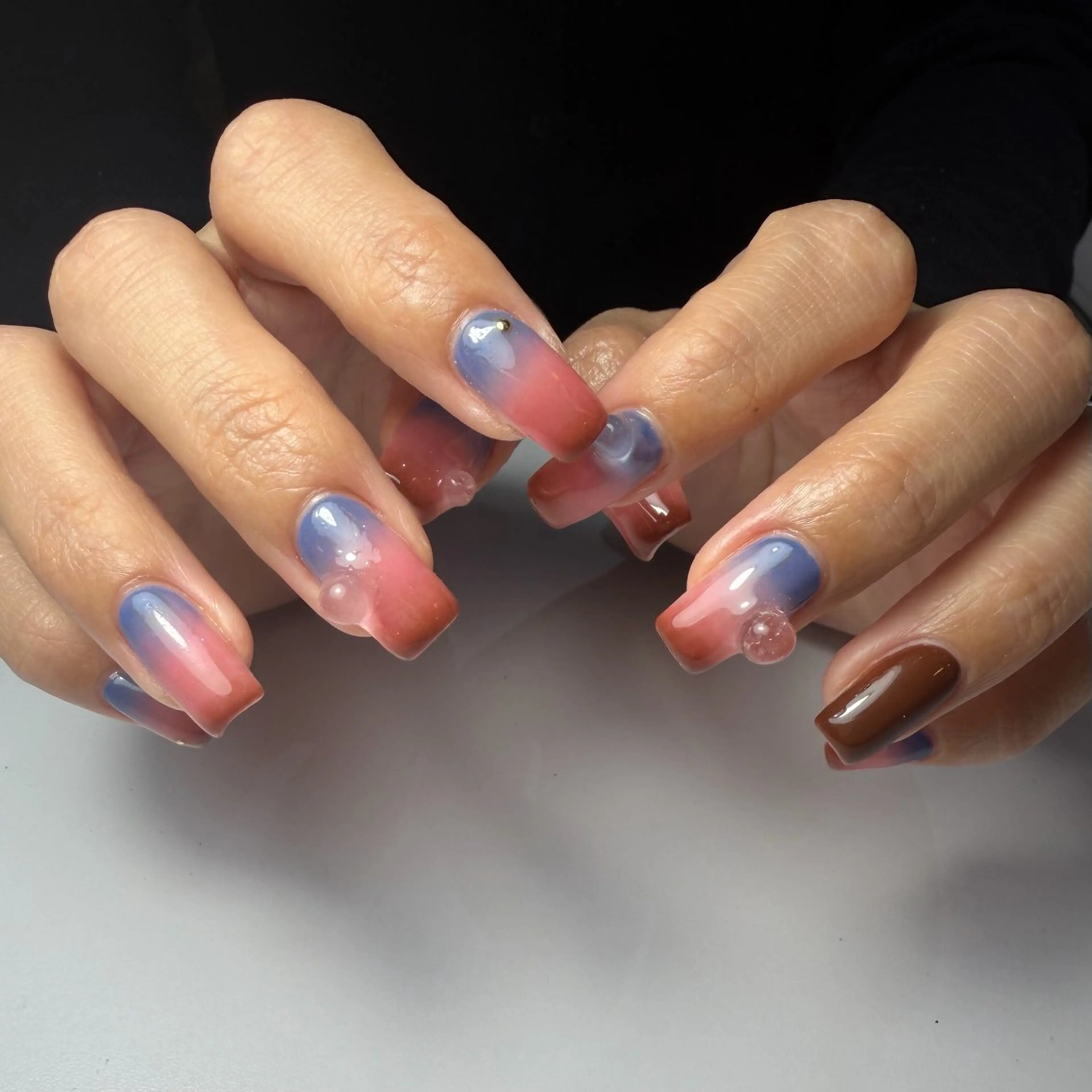 ネイル アートネイル ジェルネイル グラデーション 持ち込み ハンドネイル Nail mood デザイン持ち込みokのネイルデザイン