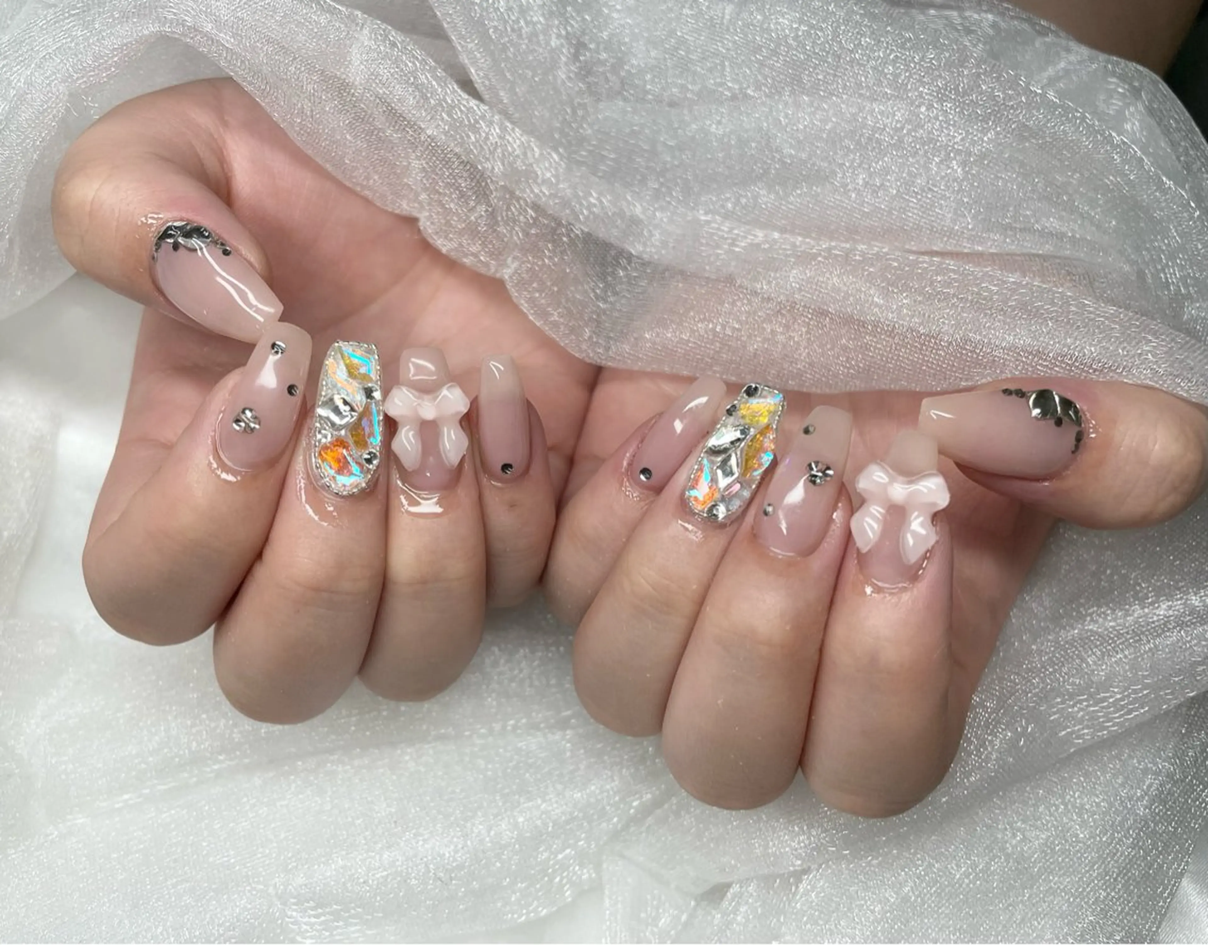 ネイル ハンドネイル Roi〈ロワ〉 Minakoのネイルデザイン