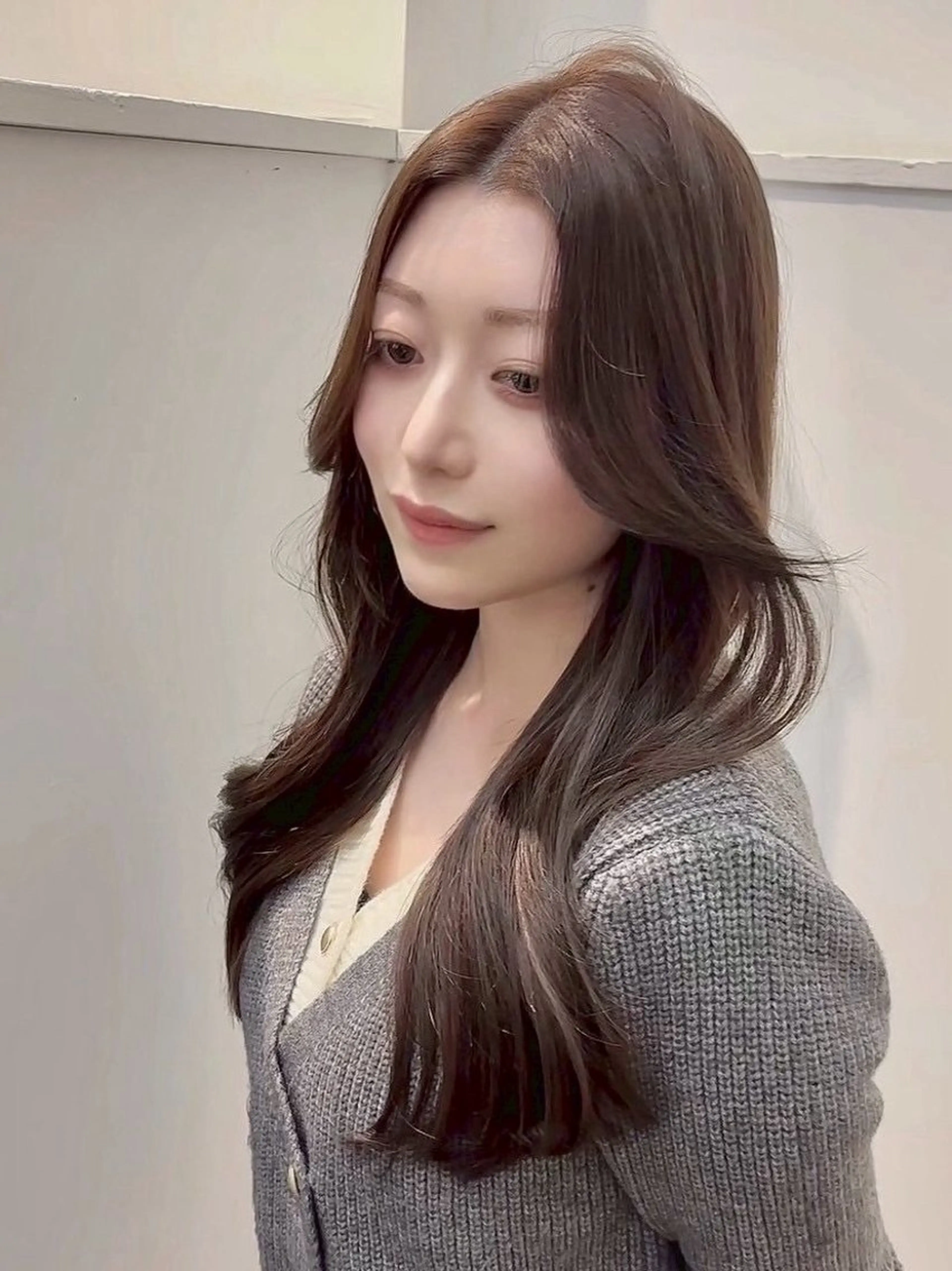 ロング 佐々本 志音のヘアスタイル