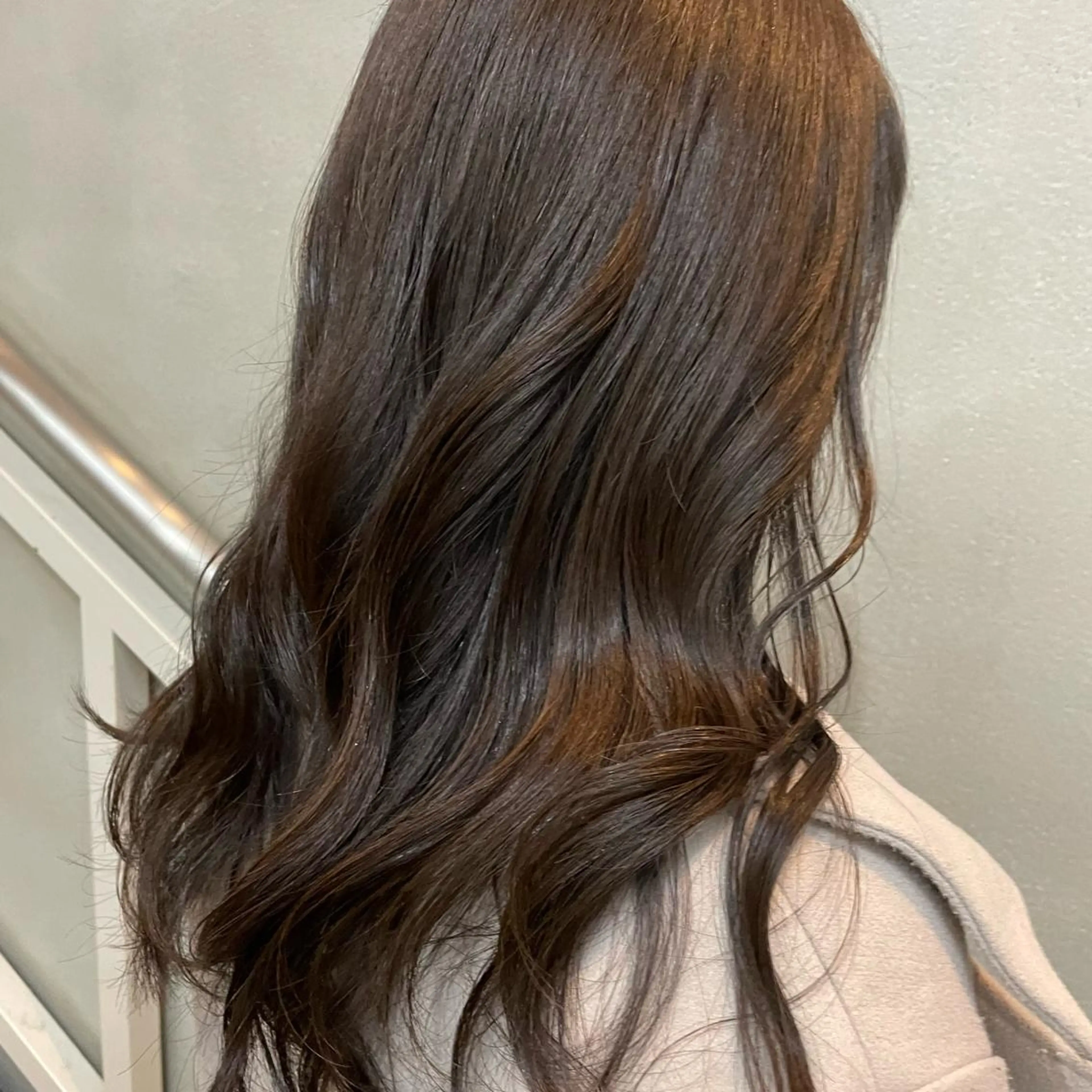 ロング カット 韓国レイヤーカット 🫧大阪梅田レイヤーのヘアスタイル