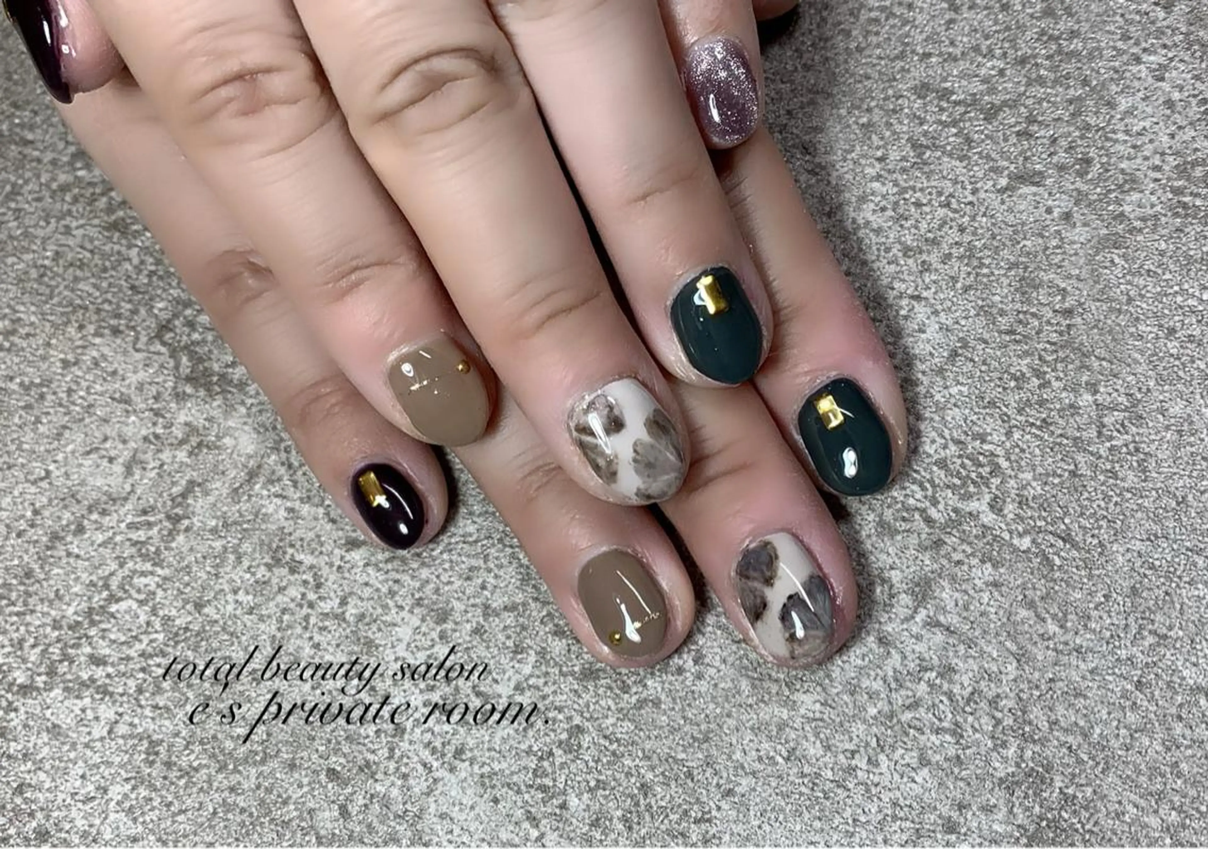 ネイル LAVISH nail salonのネイルデザイン