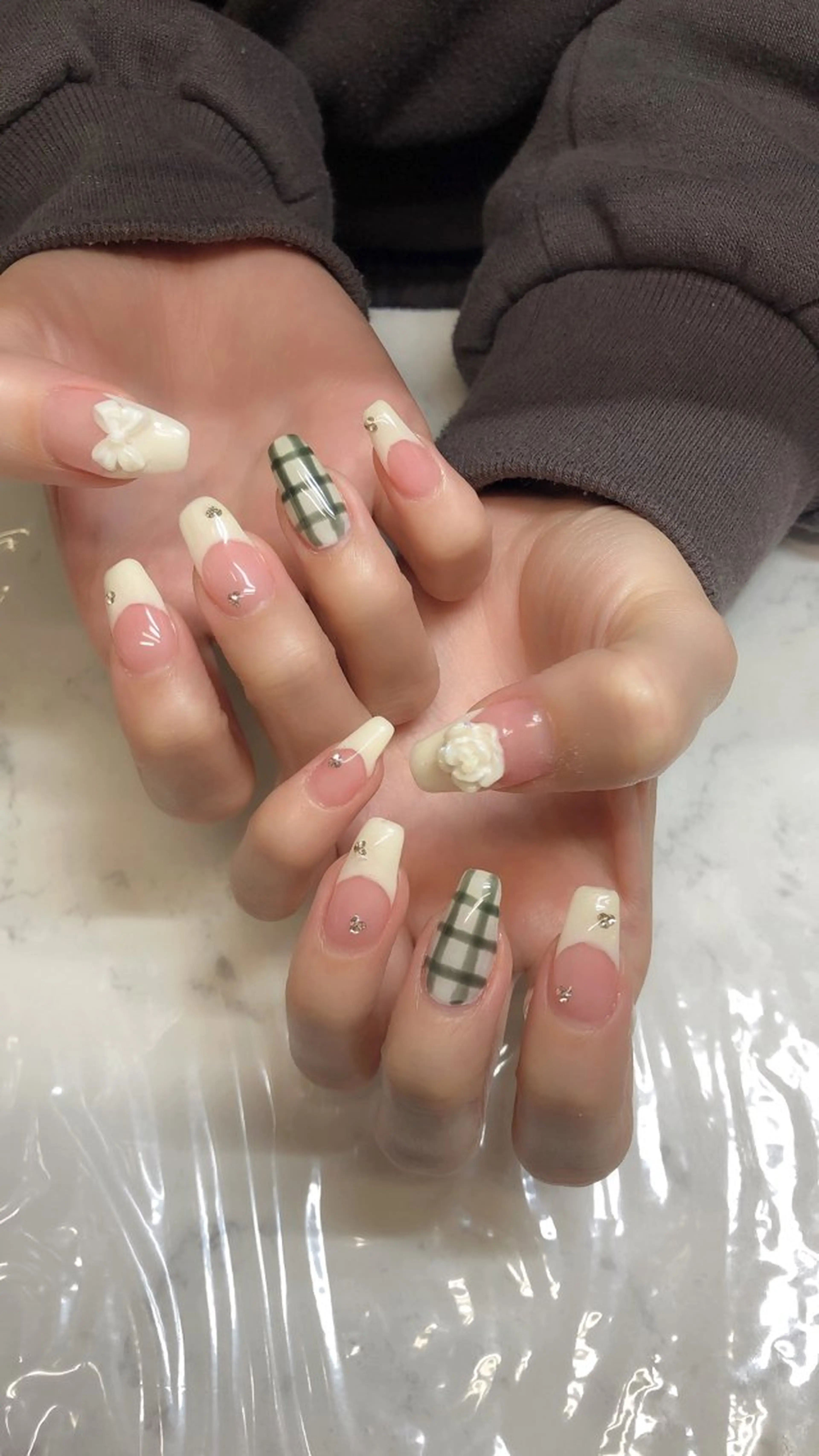 ネイル 💎Guarendo💎錦糸町店所属・✨アン ミユ✨のネイルデザイン