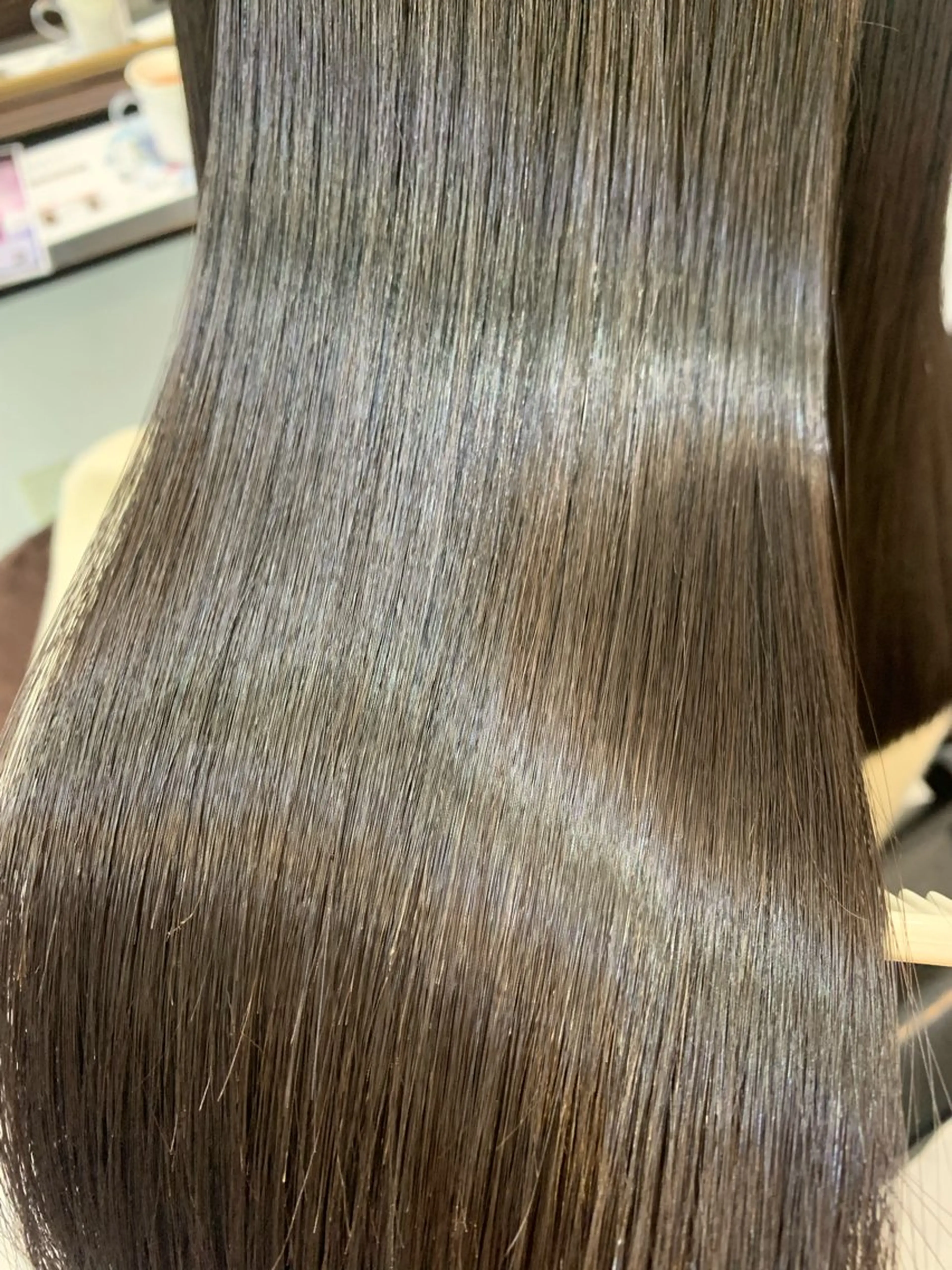 セミロング セミロングパーマ くせ毛 伸ばしかけ 髪質改善 縮毛矯正 SALOWIN 銀座一丁目店所属・髪質改善/縮毛矯正 🎀小林 唯 🎀のヘアスタイル