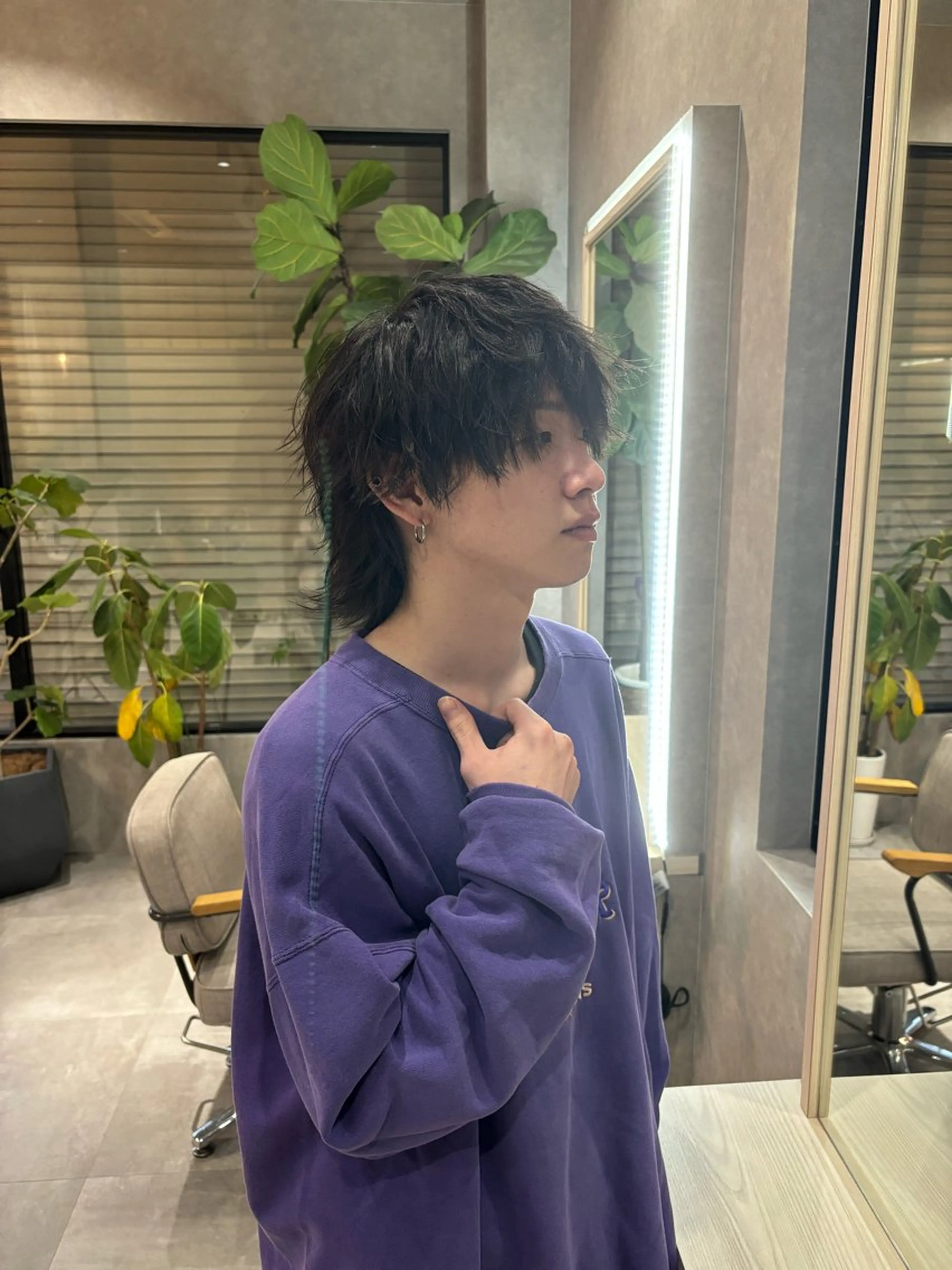 ミディアム メンズ ミディアムパーマ メンズハイトーン マッシュウルフ マッシュ メンズパーマ カット 長谷川 湧のヘアスタイル