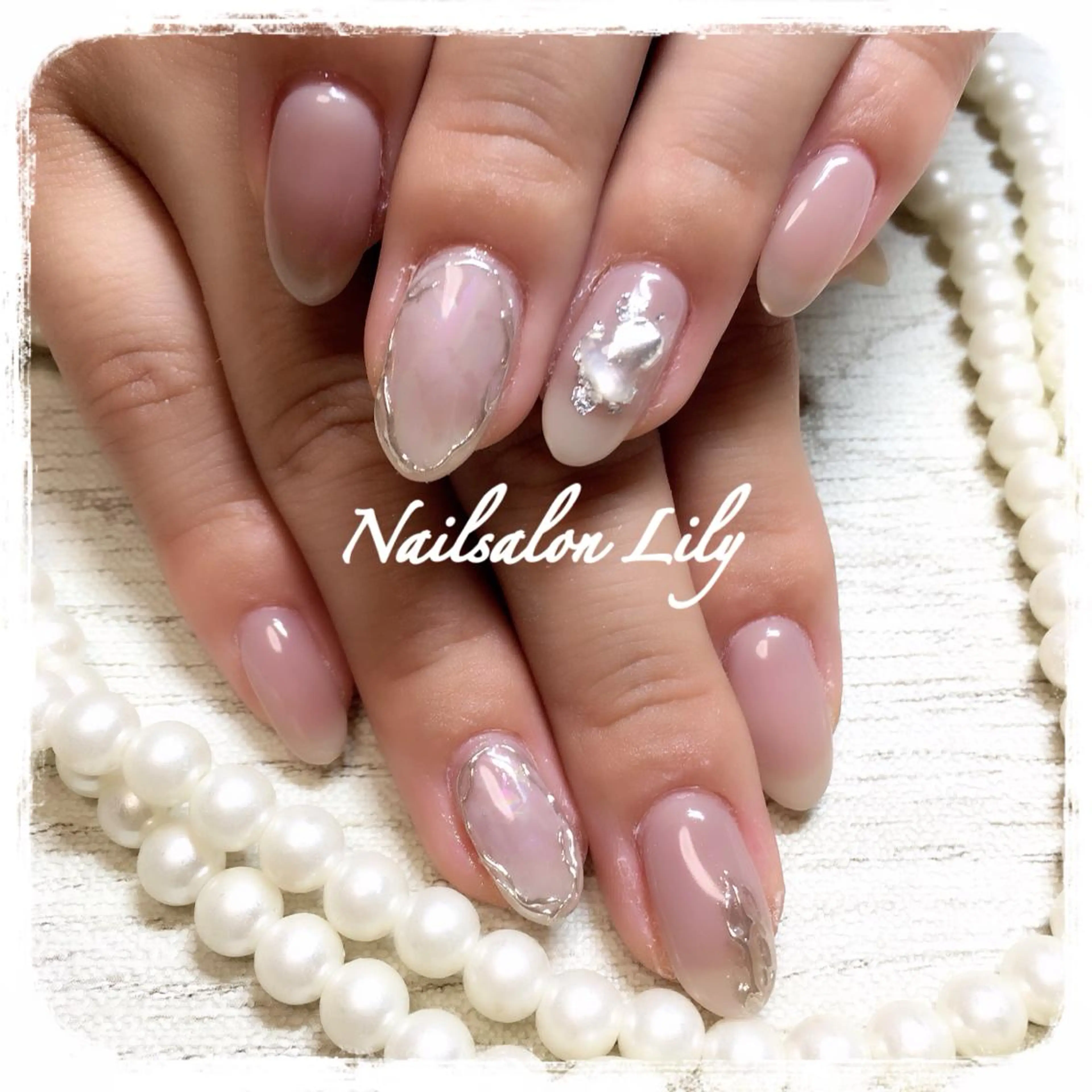 ネイル ニュアンスネイル Nailsalon Lilyのネイルデザイン