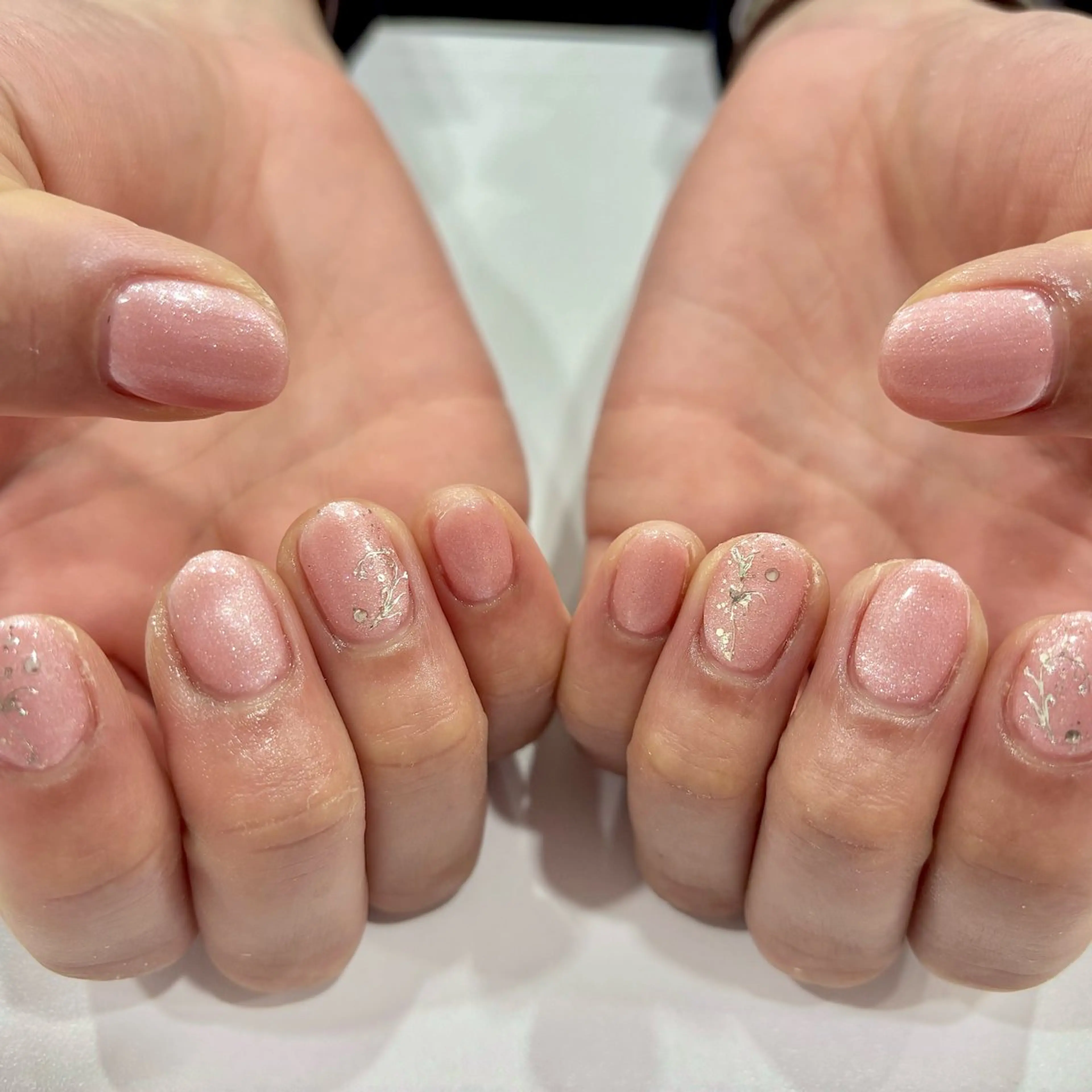 ネイル オフィスネイル アンリッシュ池袋 小泉のネイルデザイン