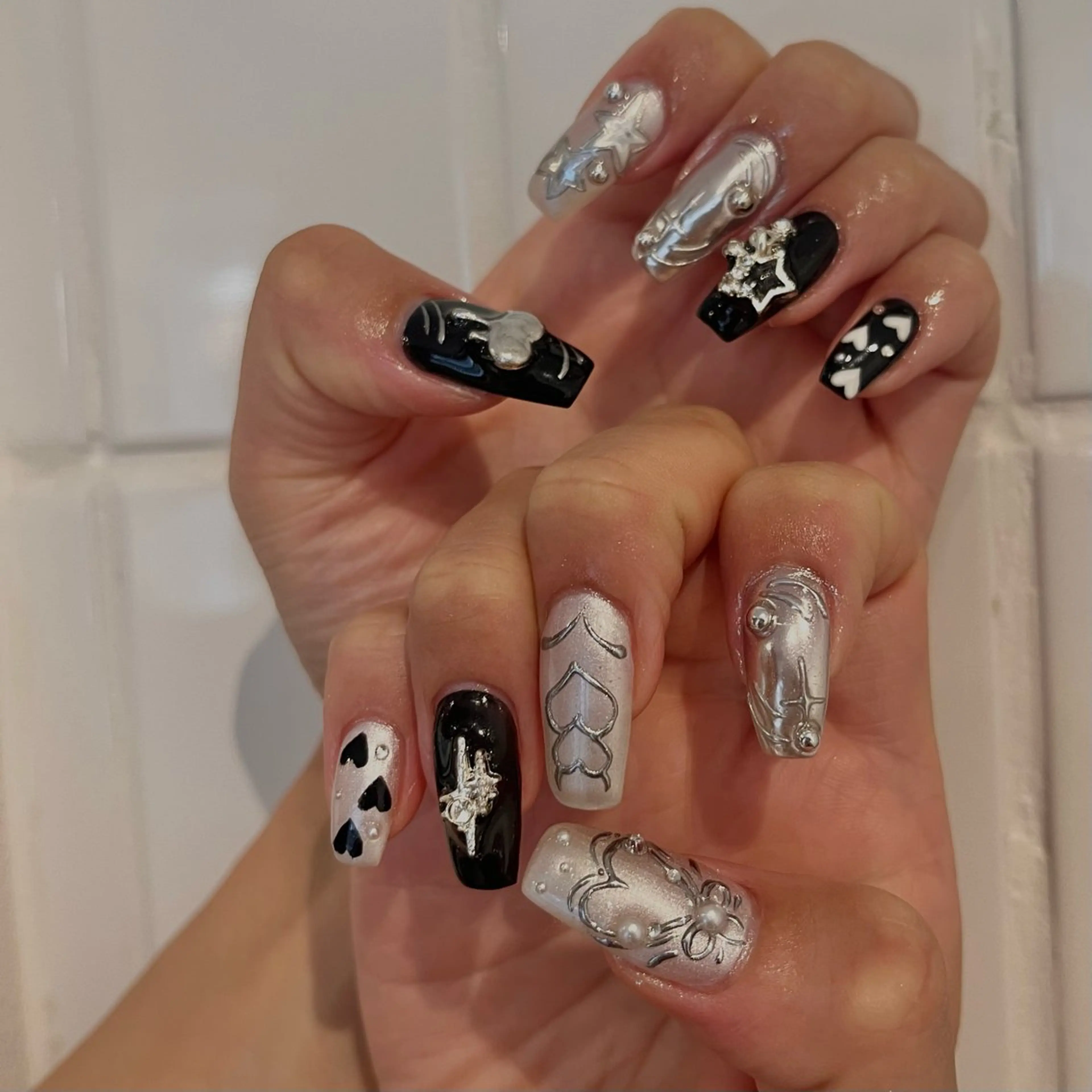 ネイル シルバー ハンドネイル ballie／小野原 なつみのネイルデザイン