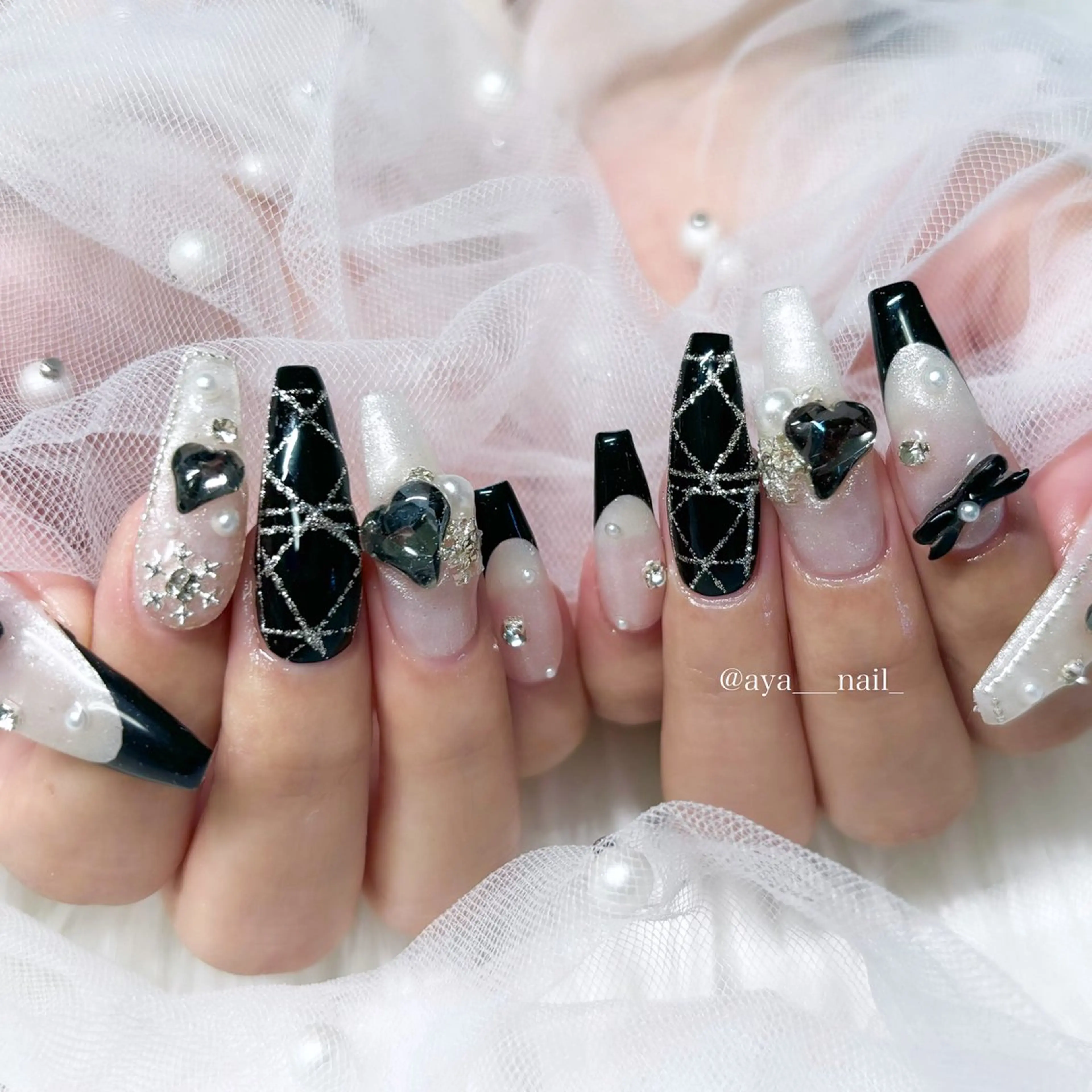 ネイル Roi〈ロワ〉 ayanaのネイルデザイン