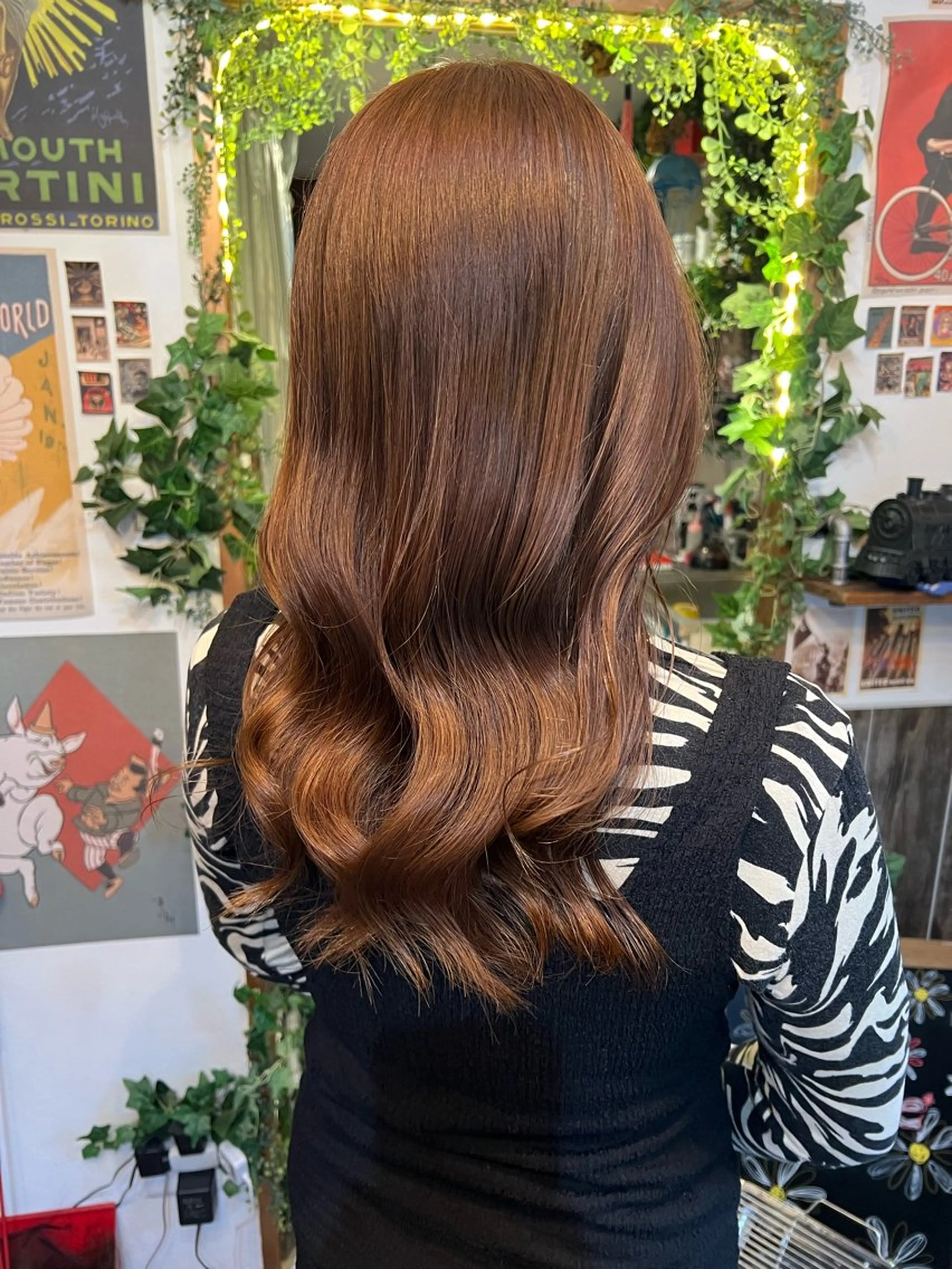 セミロング カラー ブリーチ ブラウンカラー ブリーチなしカラー ヘアカラー カラーパティシエ facce🌼ikoのヘアスタイル