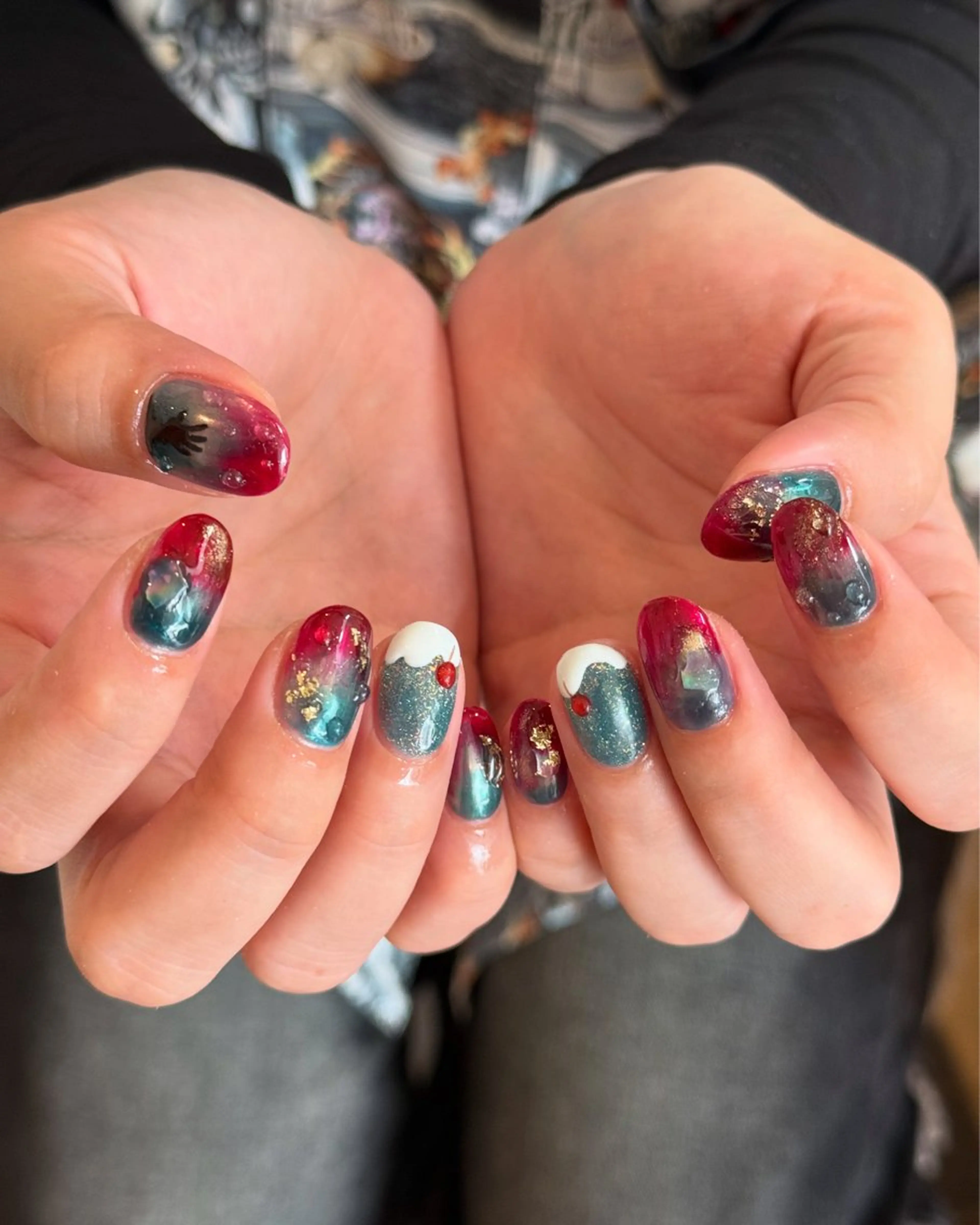 ネイル ニュアンスネイル ハンドネイル 羽鳥 薫乃のネイルデザイン