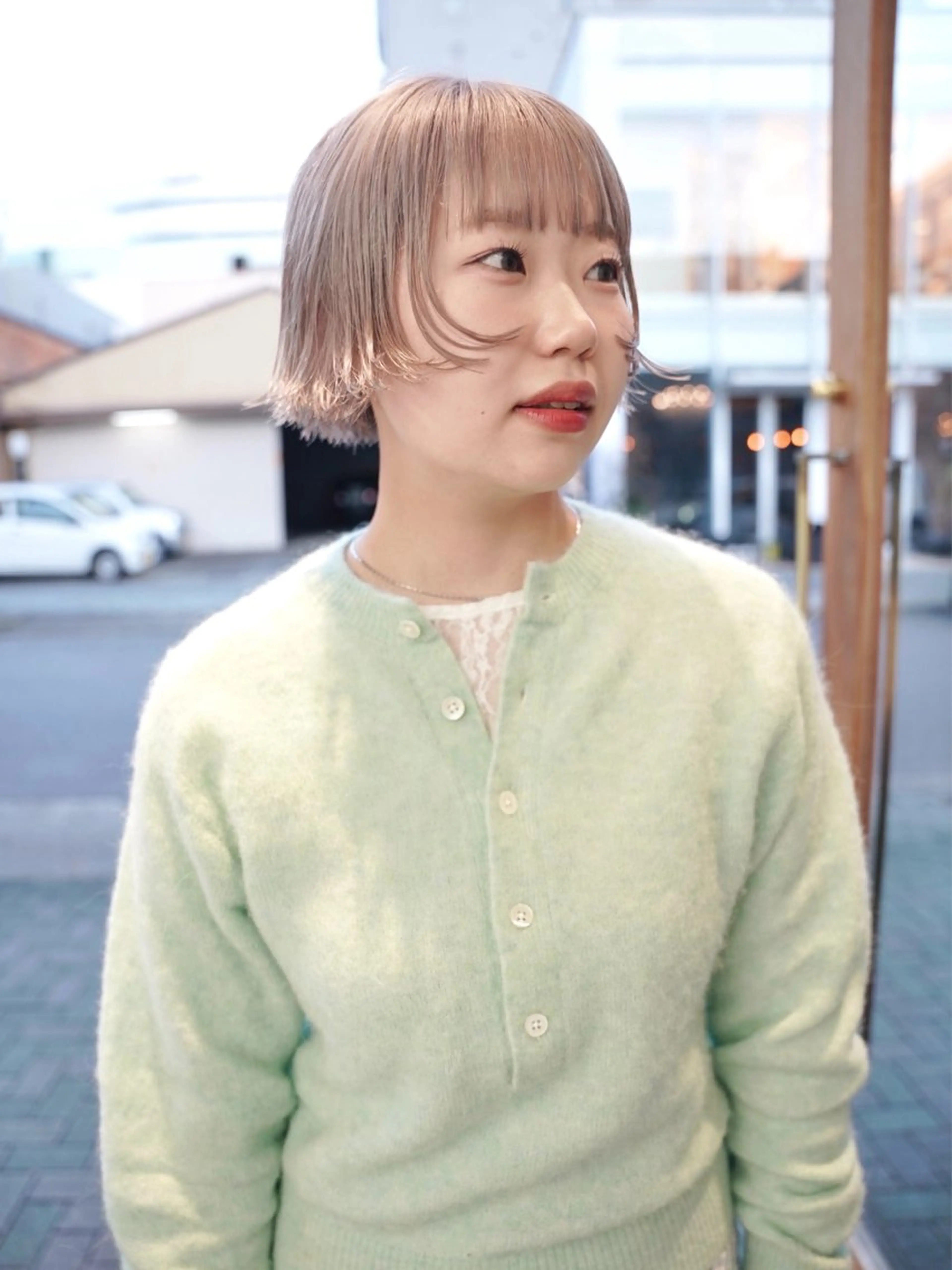 ショート カラー ベージュカラー ミルクティーベージュ カット ヘアカラー トリートメント デザイン/レイヤー Kaito🐩/栄のヘアスタイル