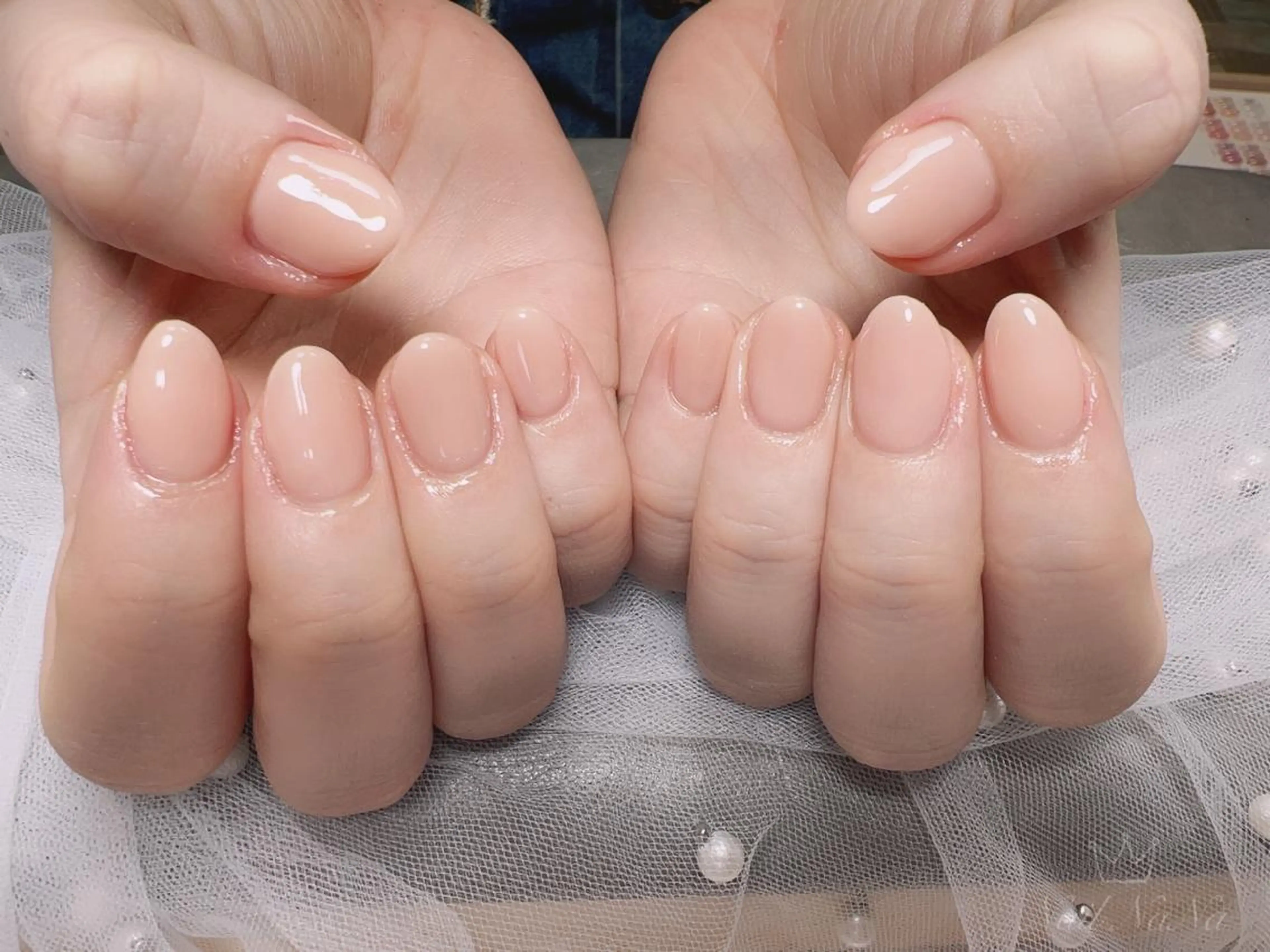 ショート カラー ネイル ベージュカラー ハンドネイル Nail NaNaのネイルデザイン