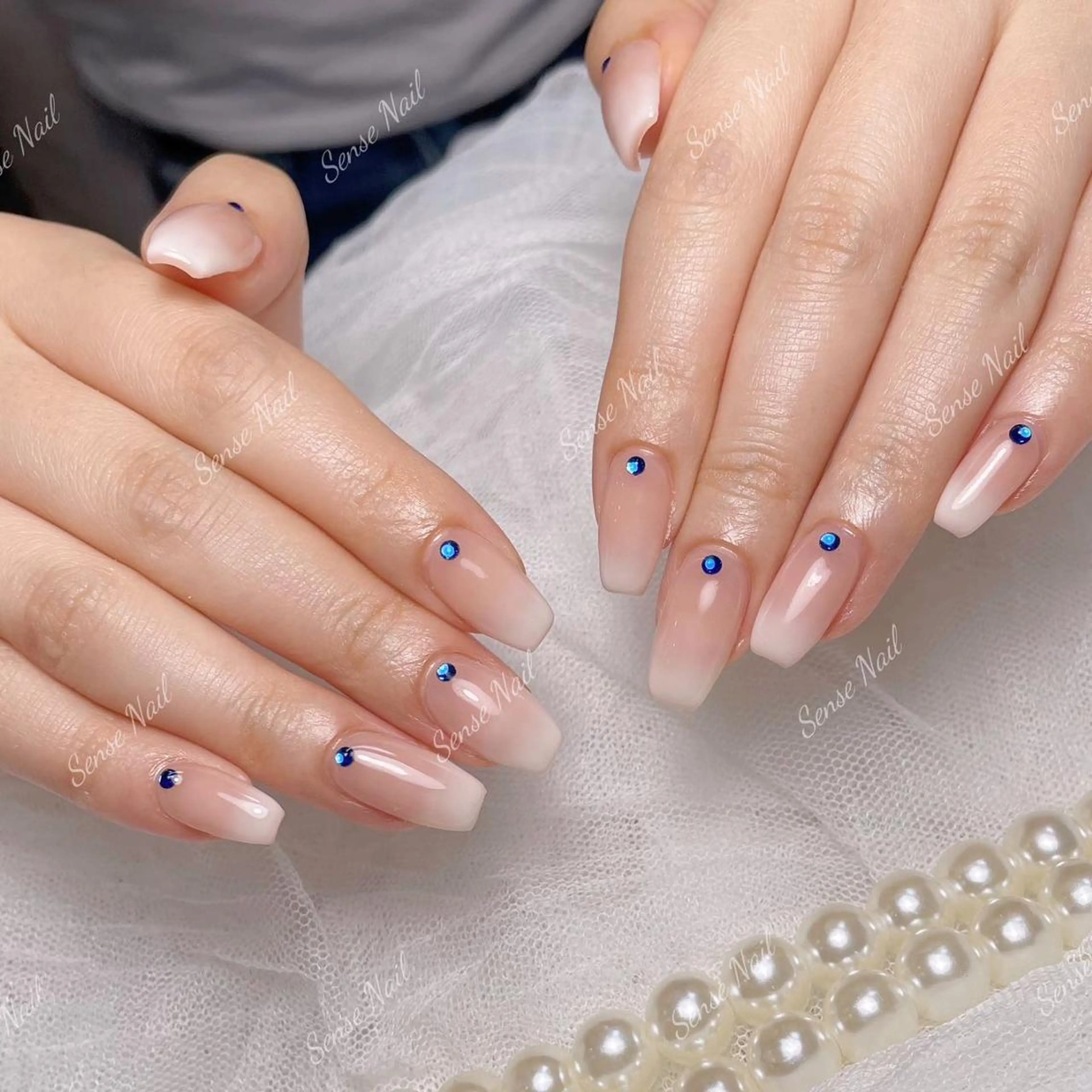 ネイル Queening 🦋のネイルデザイン