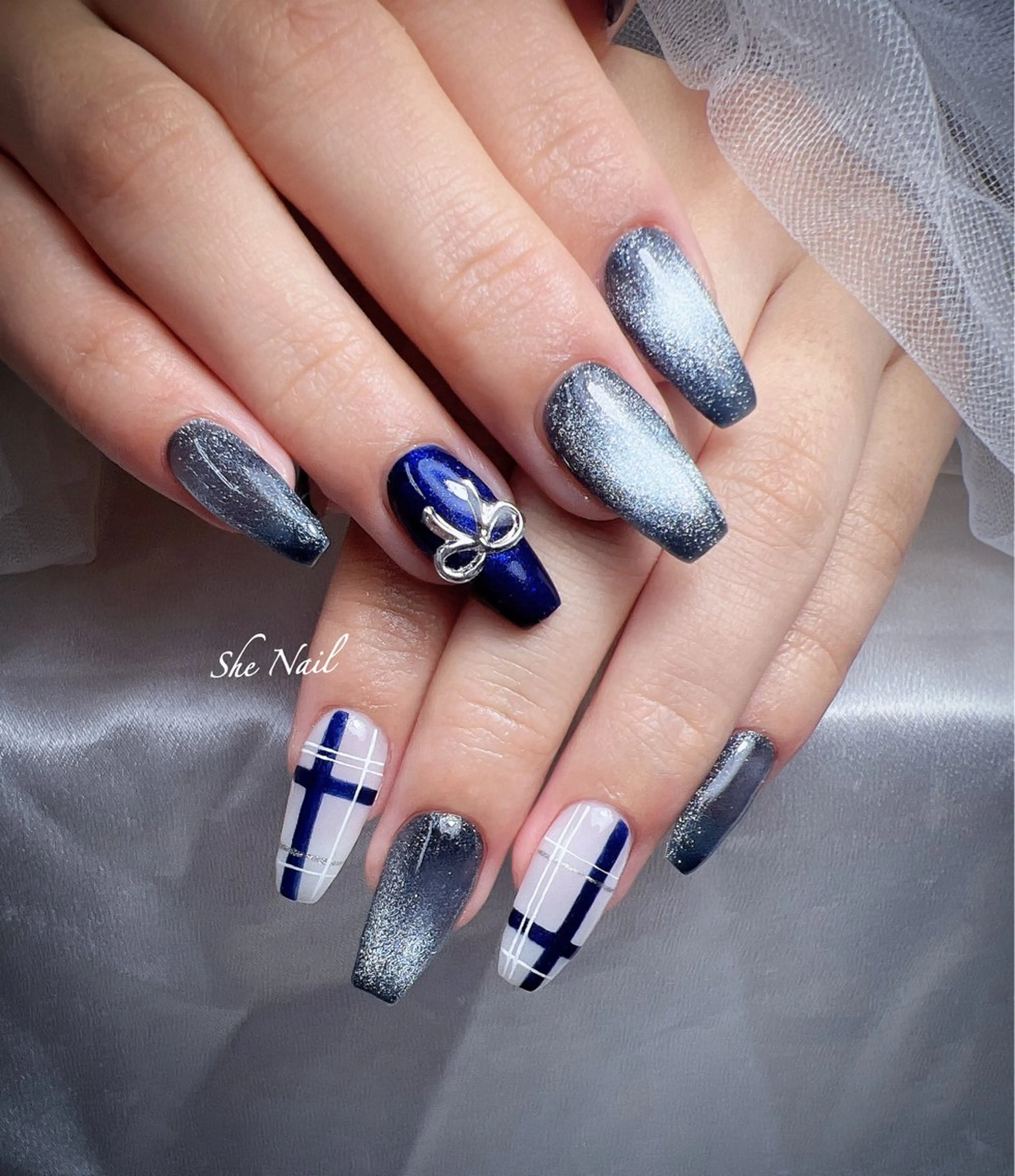 ネイル チークネイル 長さ出し フレンチネイル マグネットネイル 持ち込み ハンドネイル She   Nail所属・ISA_ BELLAのネイルデザイン