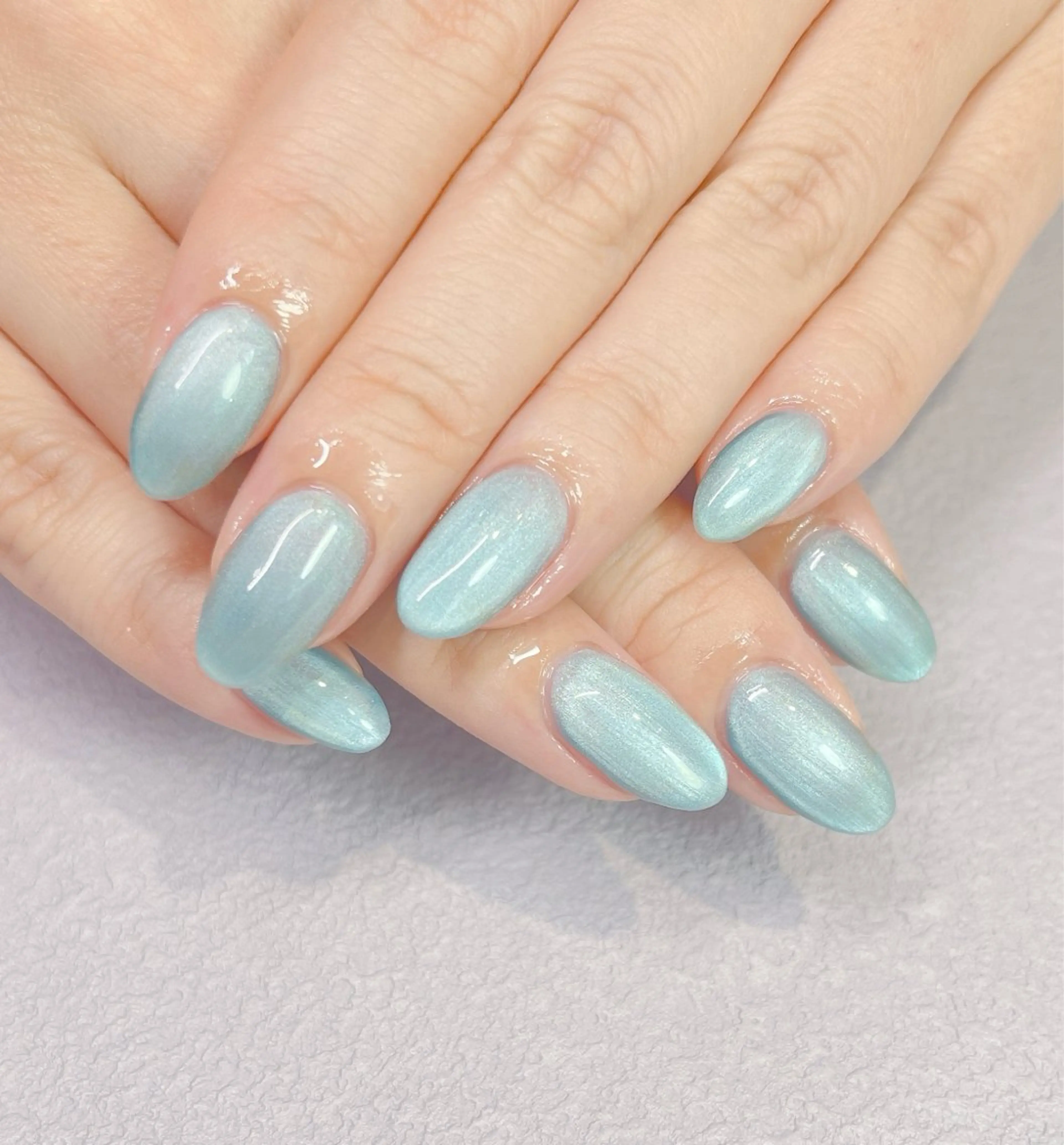 ネイル オーロラネイル ジェルネイル ニュアンスネイル オフィスネイル シンプルネイル ネイルサロン パールのネイルデザイン