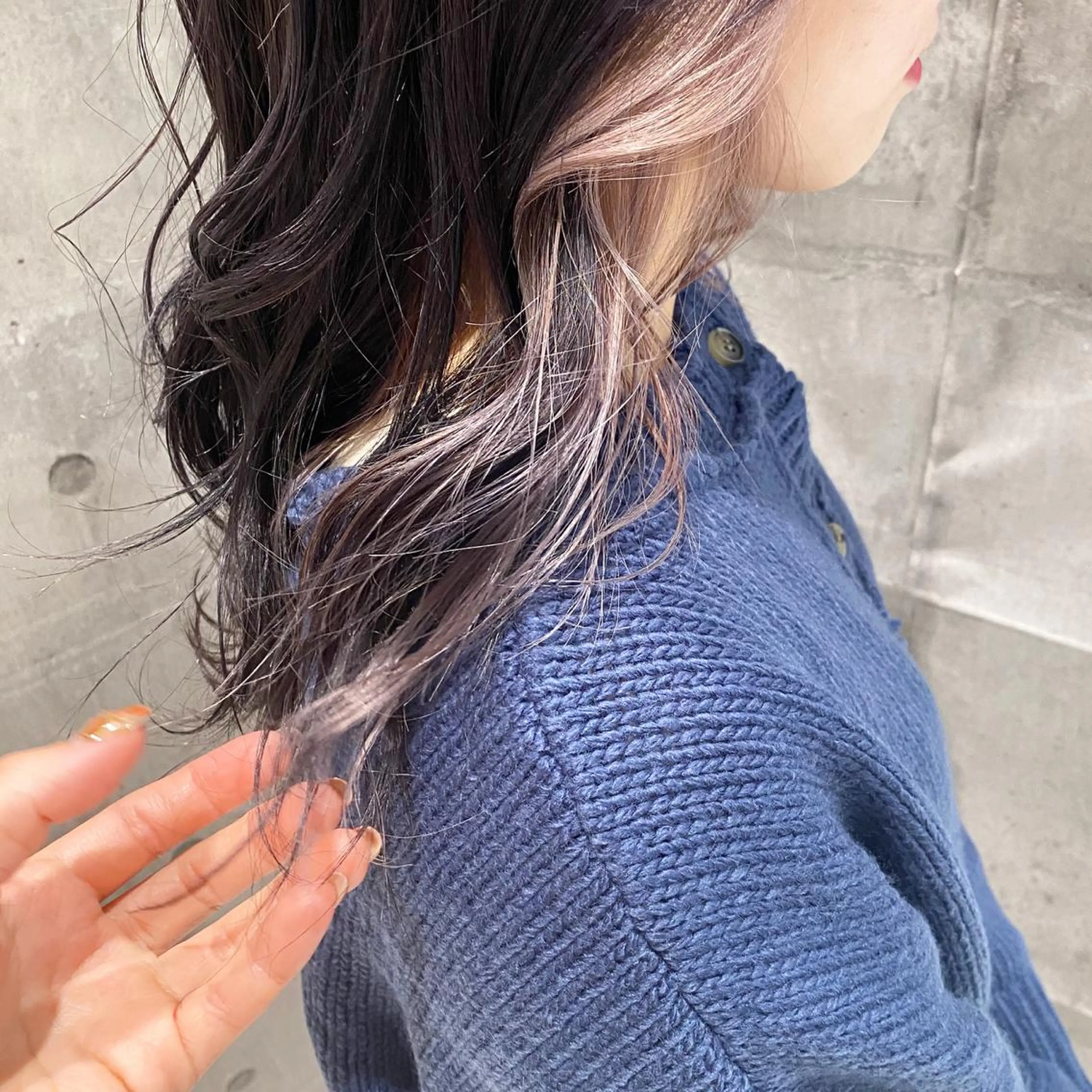 ロング カラー インナーカラー ピンクカラー 柔らかいcolor 🌿harukaのヘアスタイル