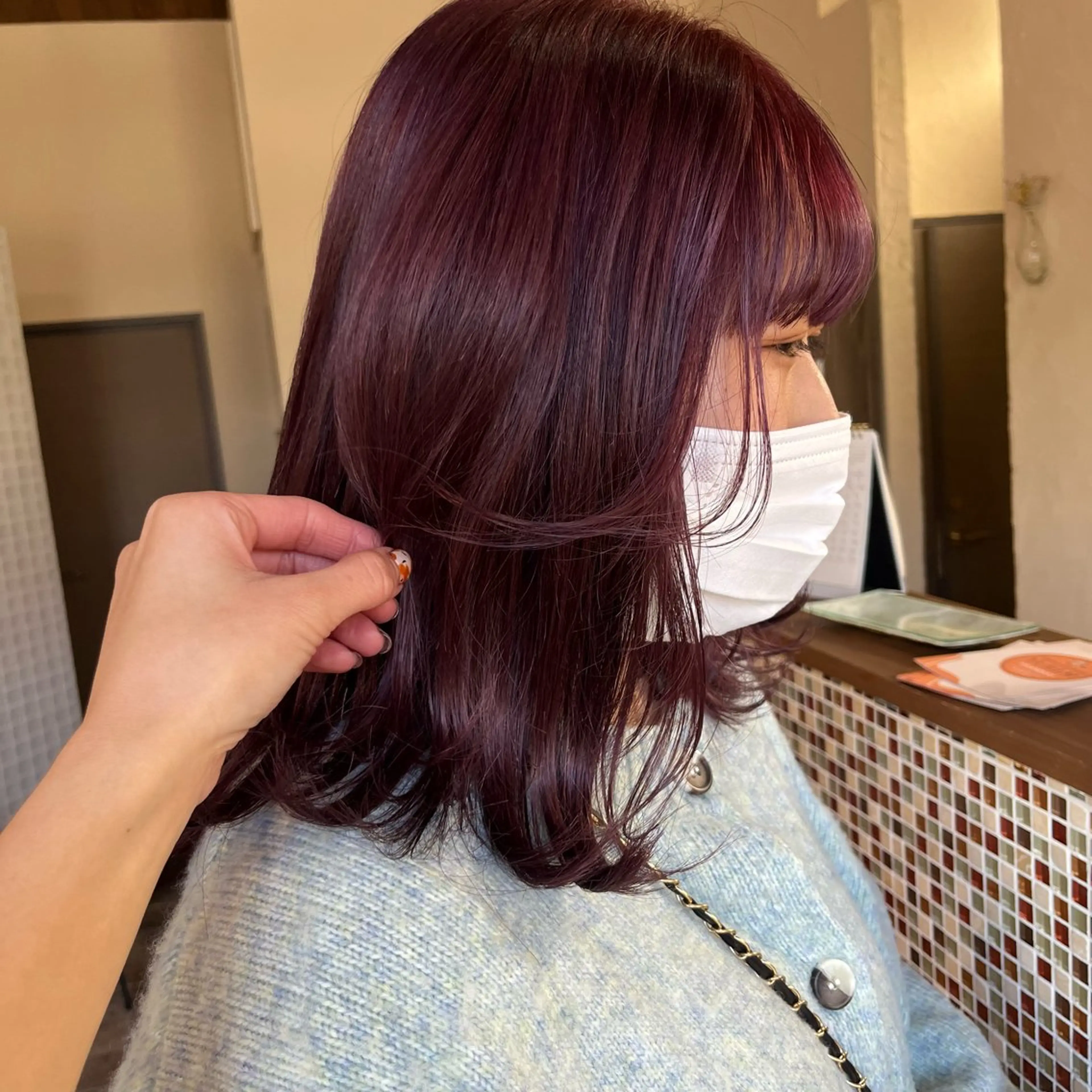 ミディアム カラー 中村 友香のヘアスタイル