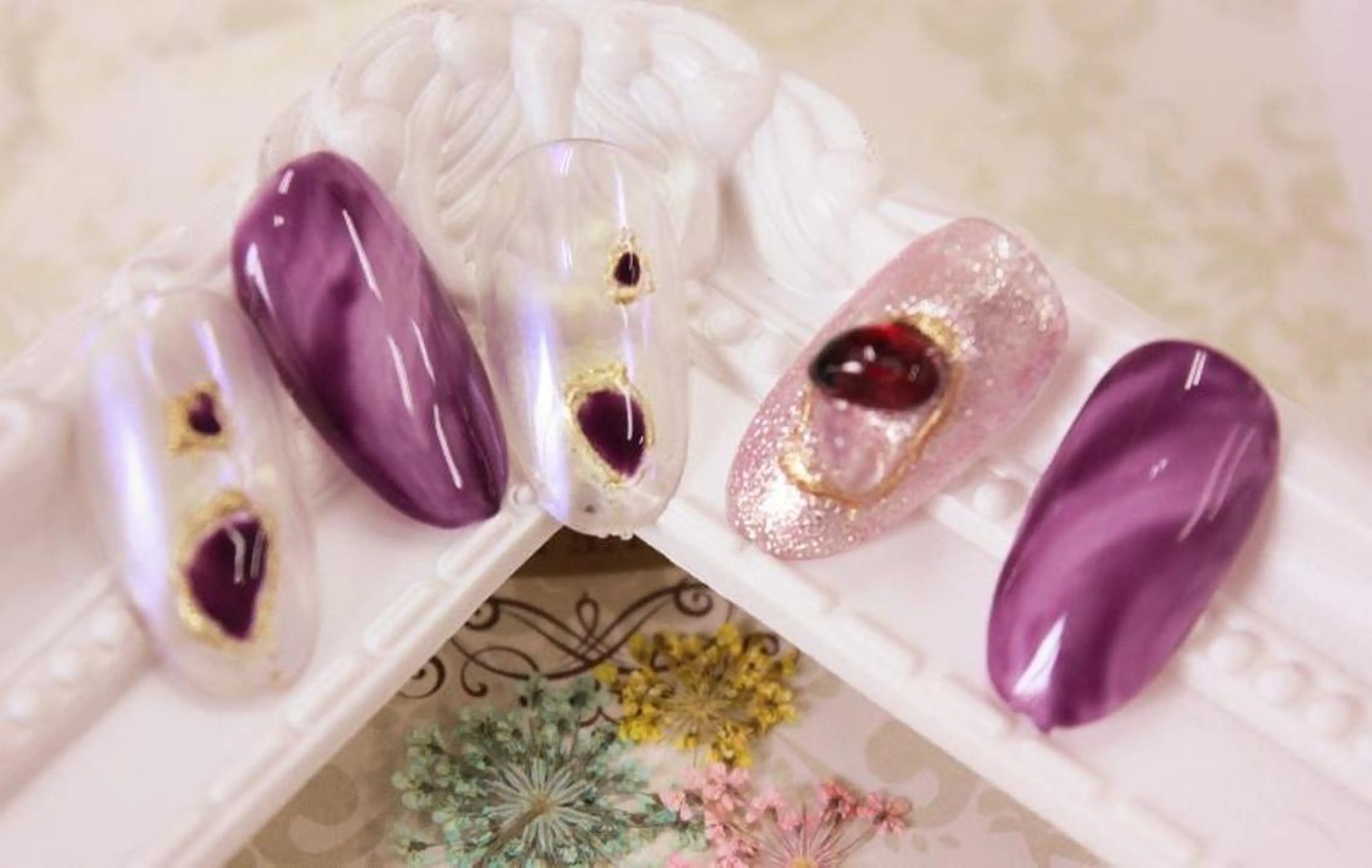 ネイル リラネイル Aikenのネイルデザイン