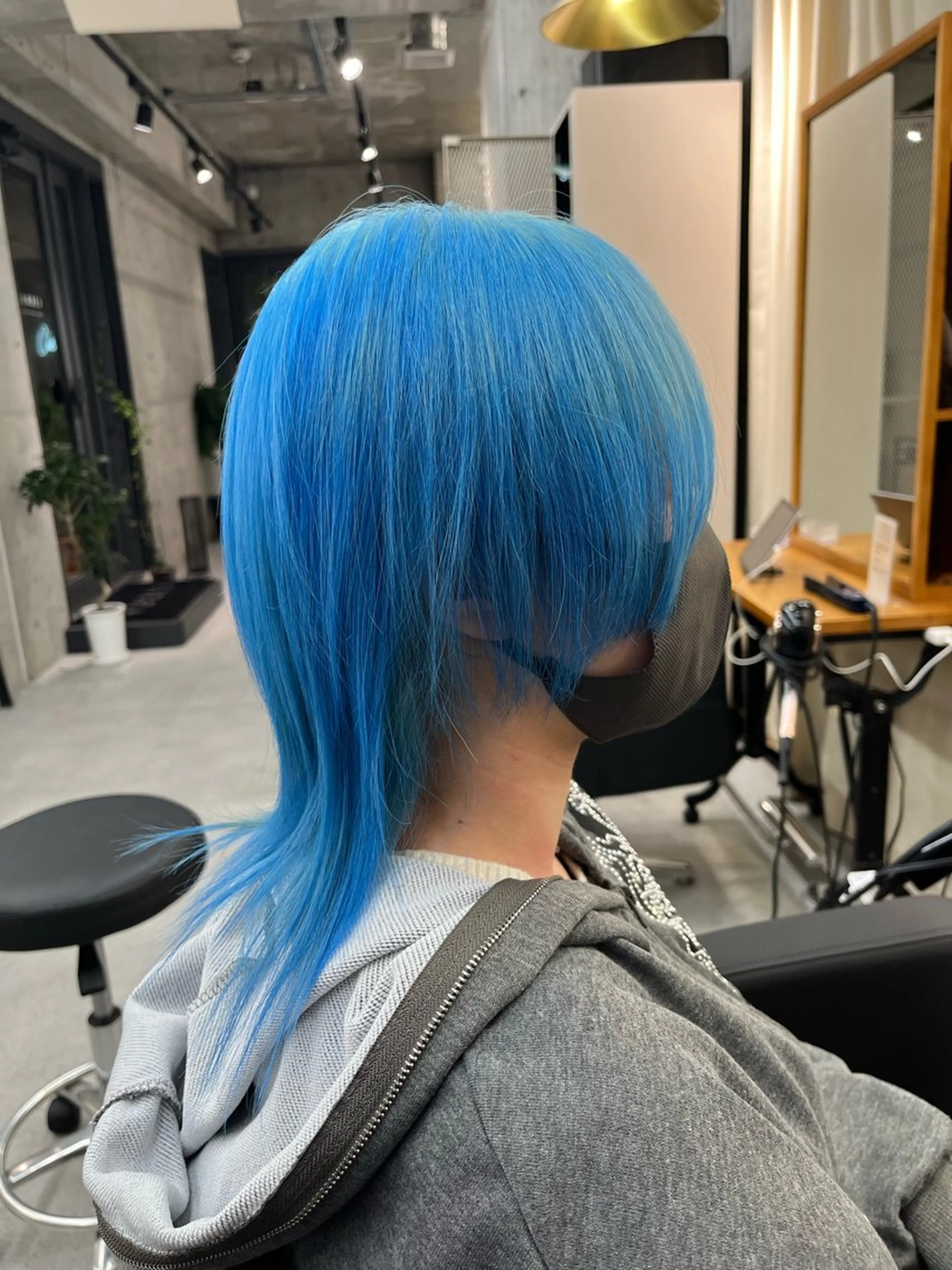 カラー ダブルカラー ciera.堀江 佐藤のヘアスタイル