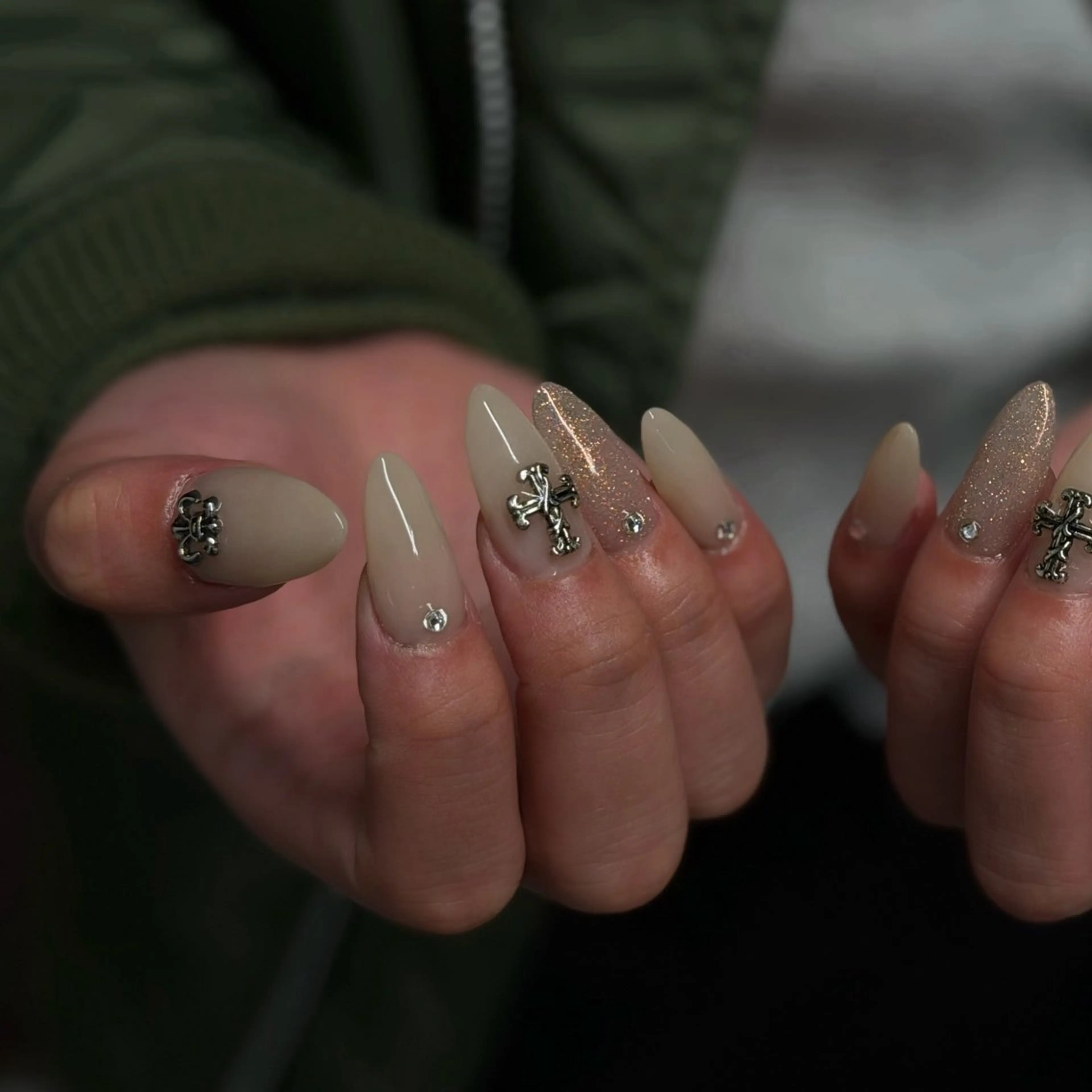 ネイル 長さ出し ハンドネイル mori yuina ┆͓̽ NUDGEのネイルデザイン